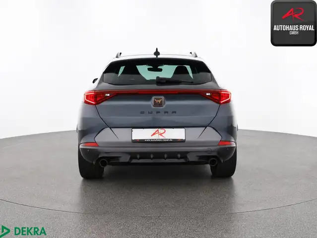 Cupra Formentor view 4