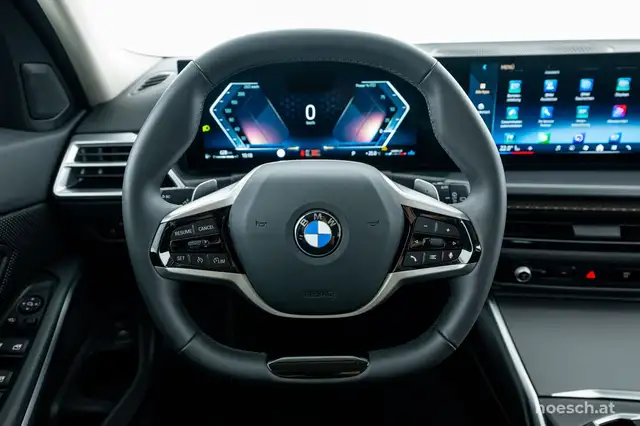 BMW 3 Series view 7