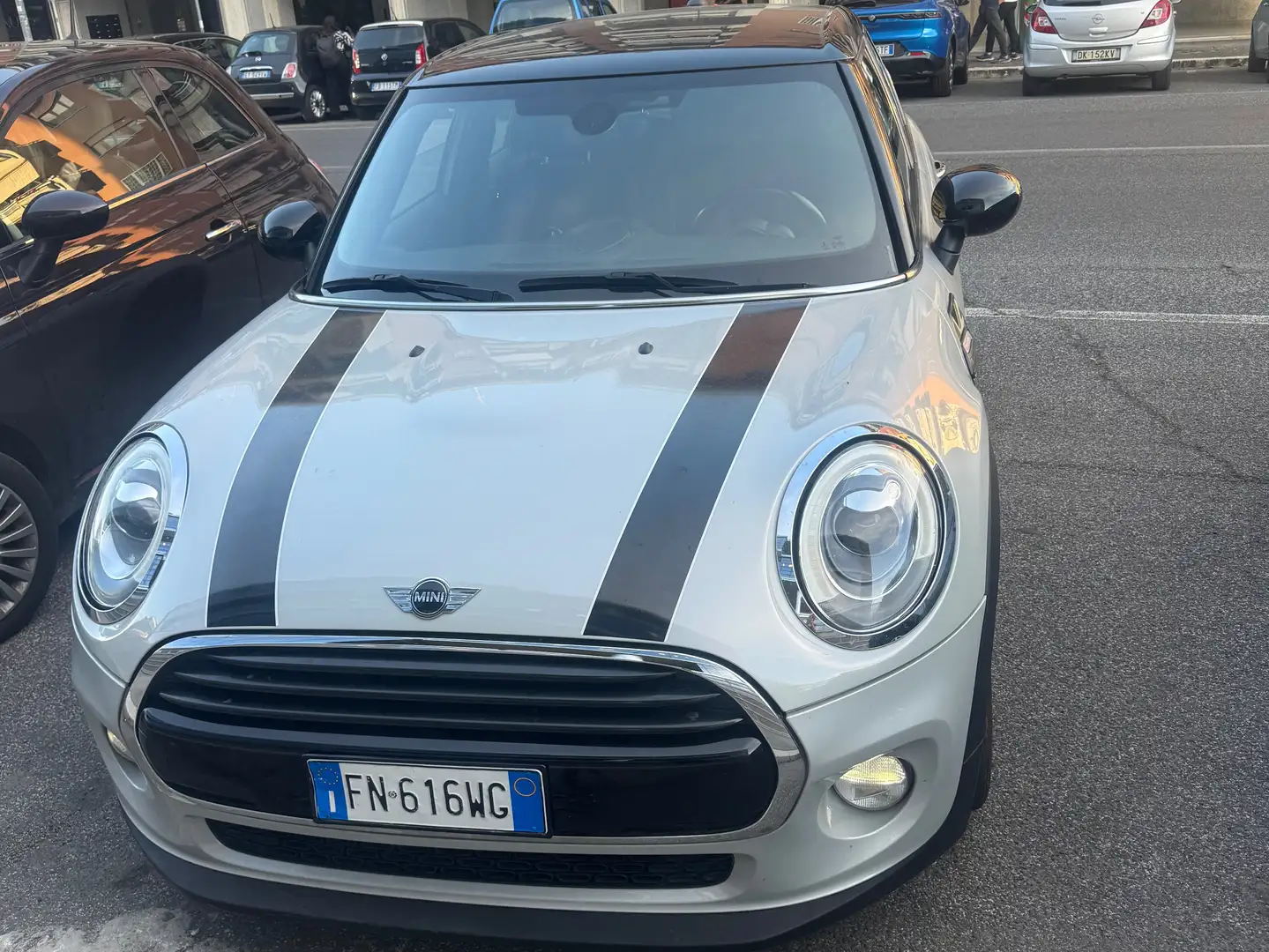 MINI Cooper D Mini 1.5 Cooper D Business 5p auto my18 Fehér - 1