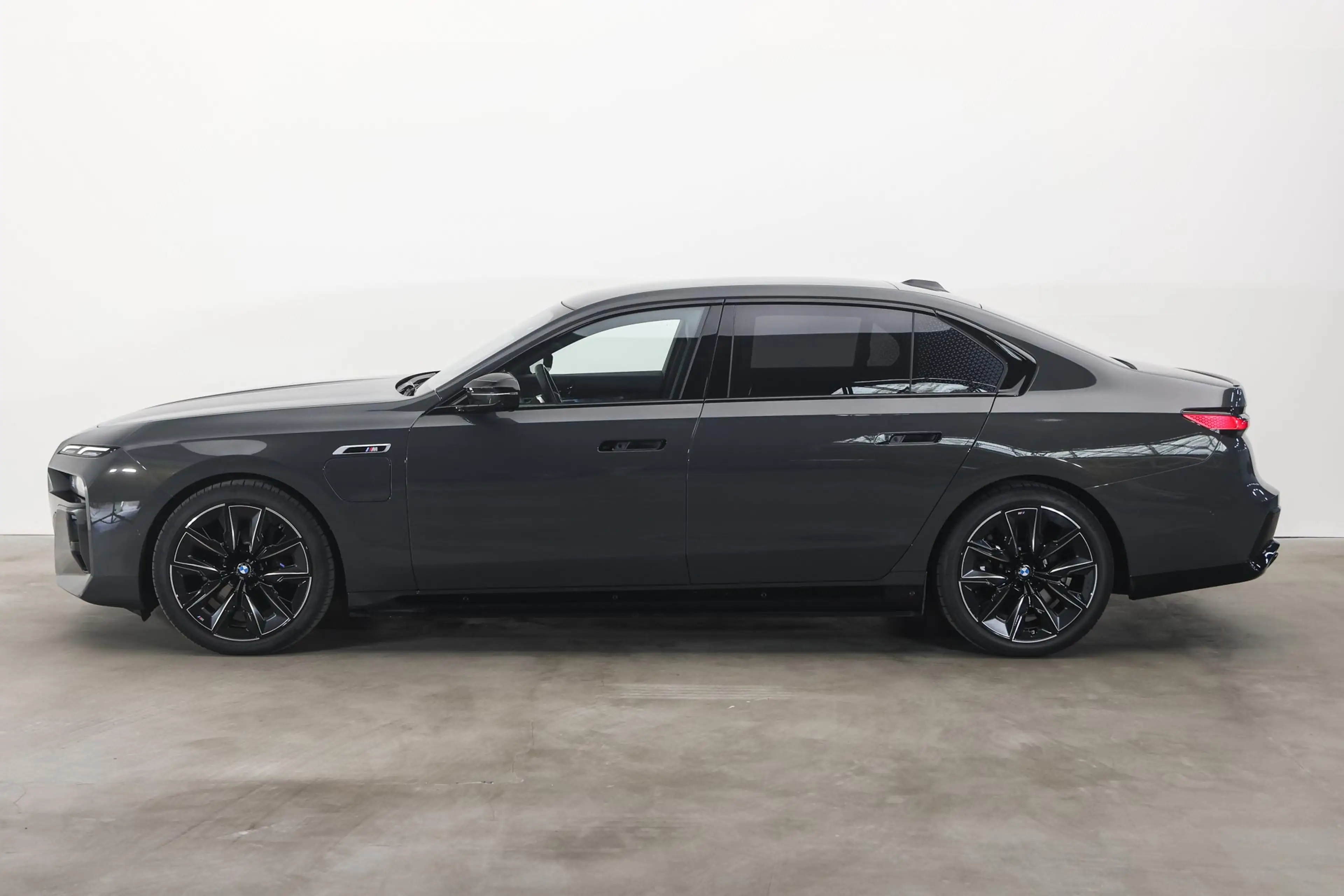 BMW 760 7 Serie M760e xDrive Automaat / Trekhaak / Multifu — photo 7