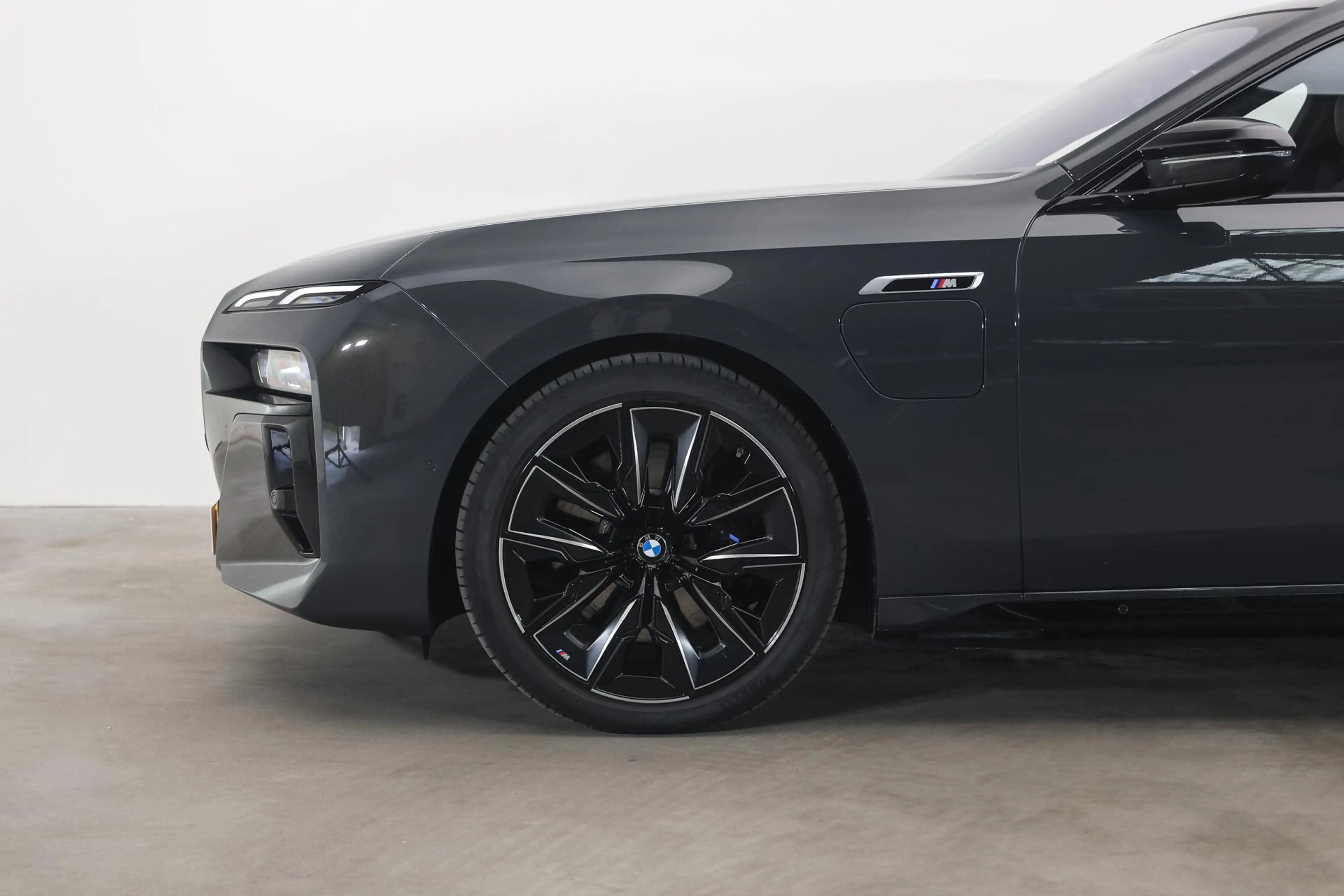 BMW 760 7 Serie M760e xDrive Automaat / Trekhaak / Multifu — photo 4