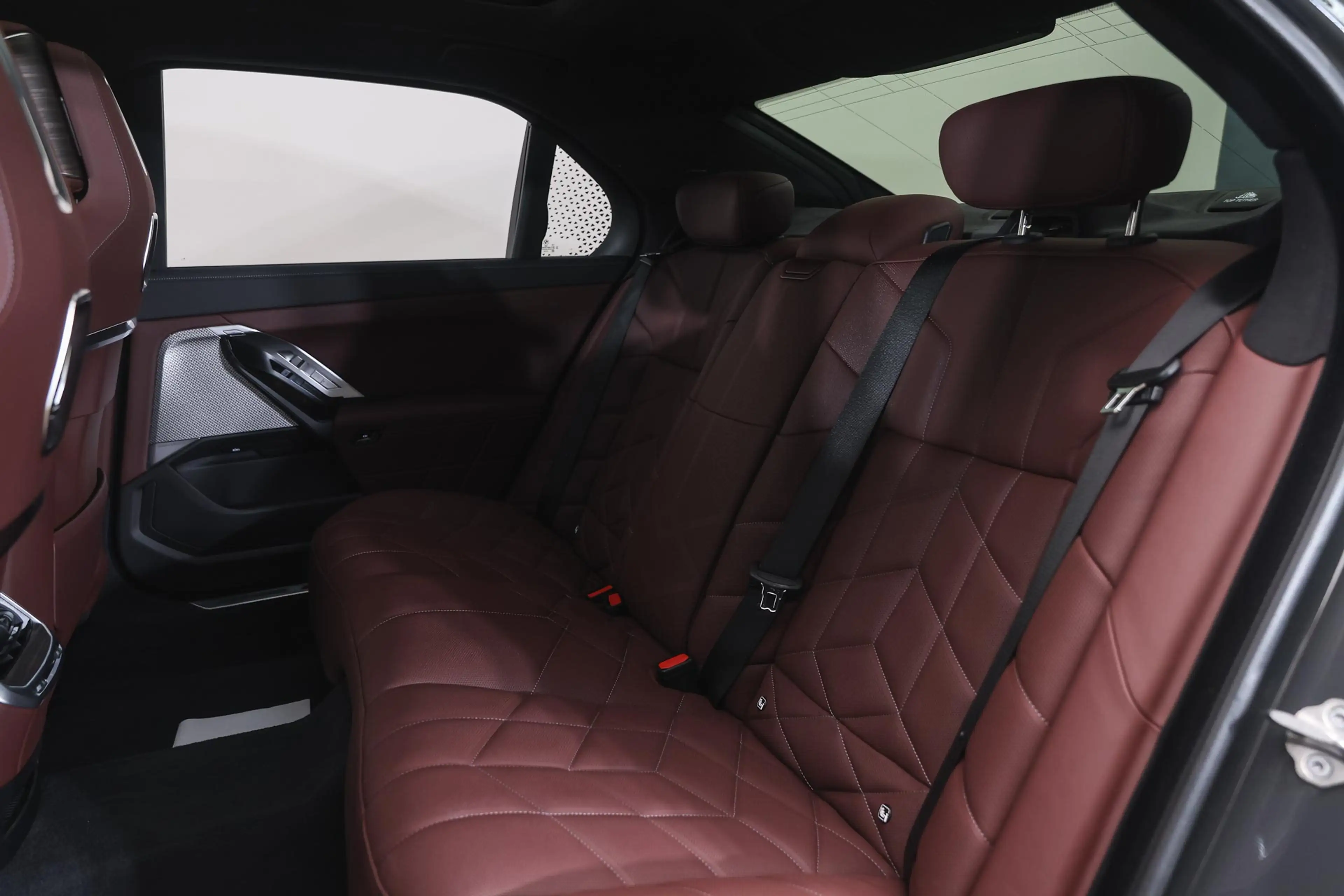 BMW 760 7 Serie M760e xDrive Automaat / Trekhaak / Multifu — photo 10