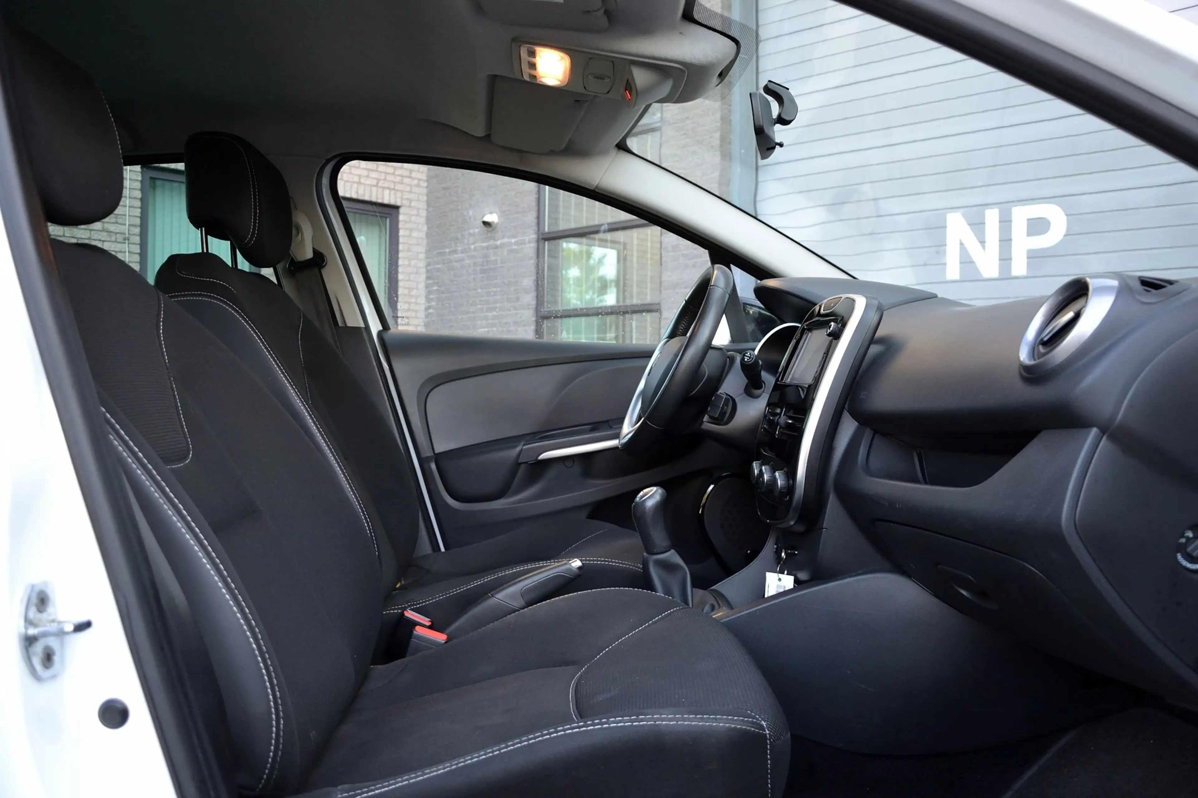 Renault Clio 0.9 TCe ECO Night&Day | Navi | Airco | NAP — photo 9