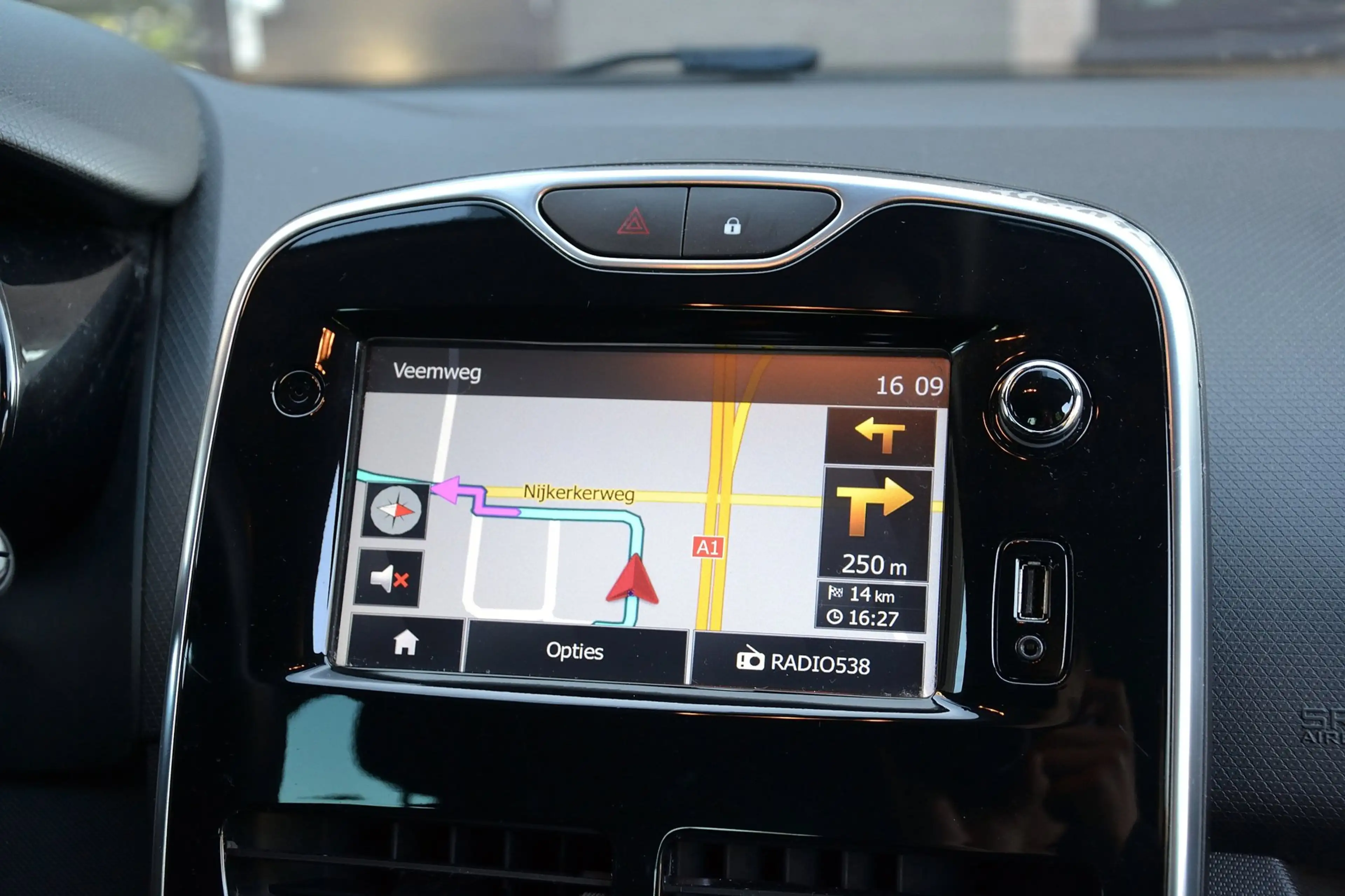 Renault Clio 0.9 TCe ECO Night&Day | Navi | Airco | NAP — photo 12