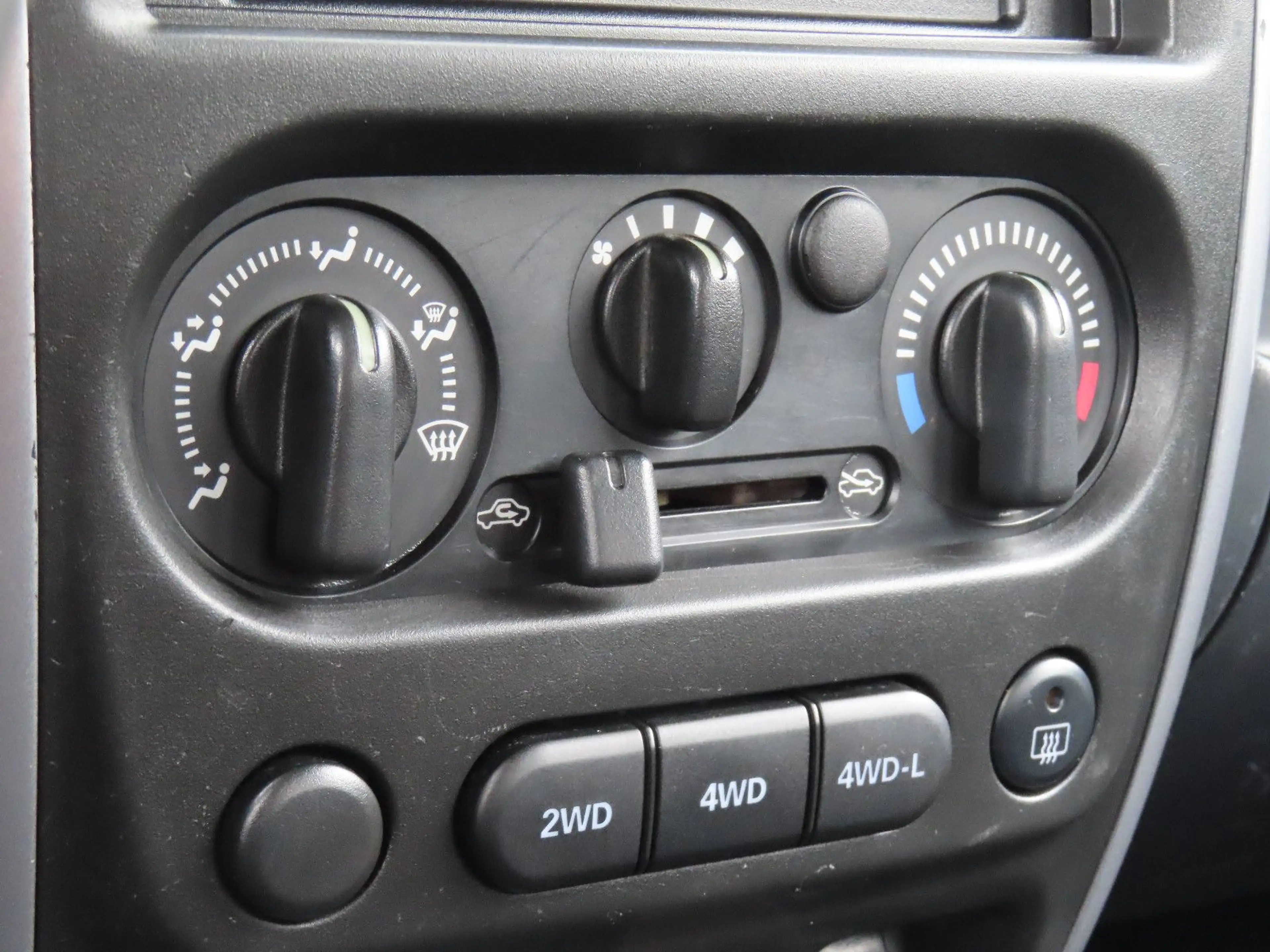Suzuki Jimny Ranger Club Lim. *1. Hand / Allrad / AHK* — photo 15