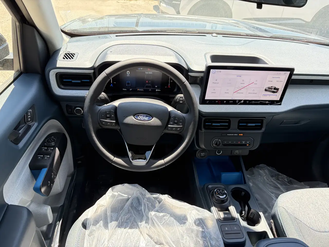 Ford Maverick снимка Ford Maverick