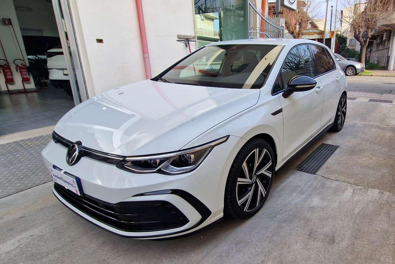 Volkswagen Golf Golf VIII 1.5 tsi evo R-Line 150cv