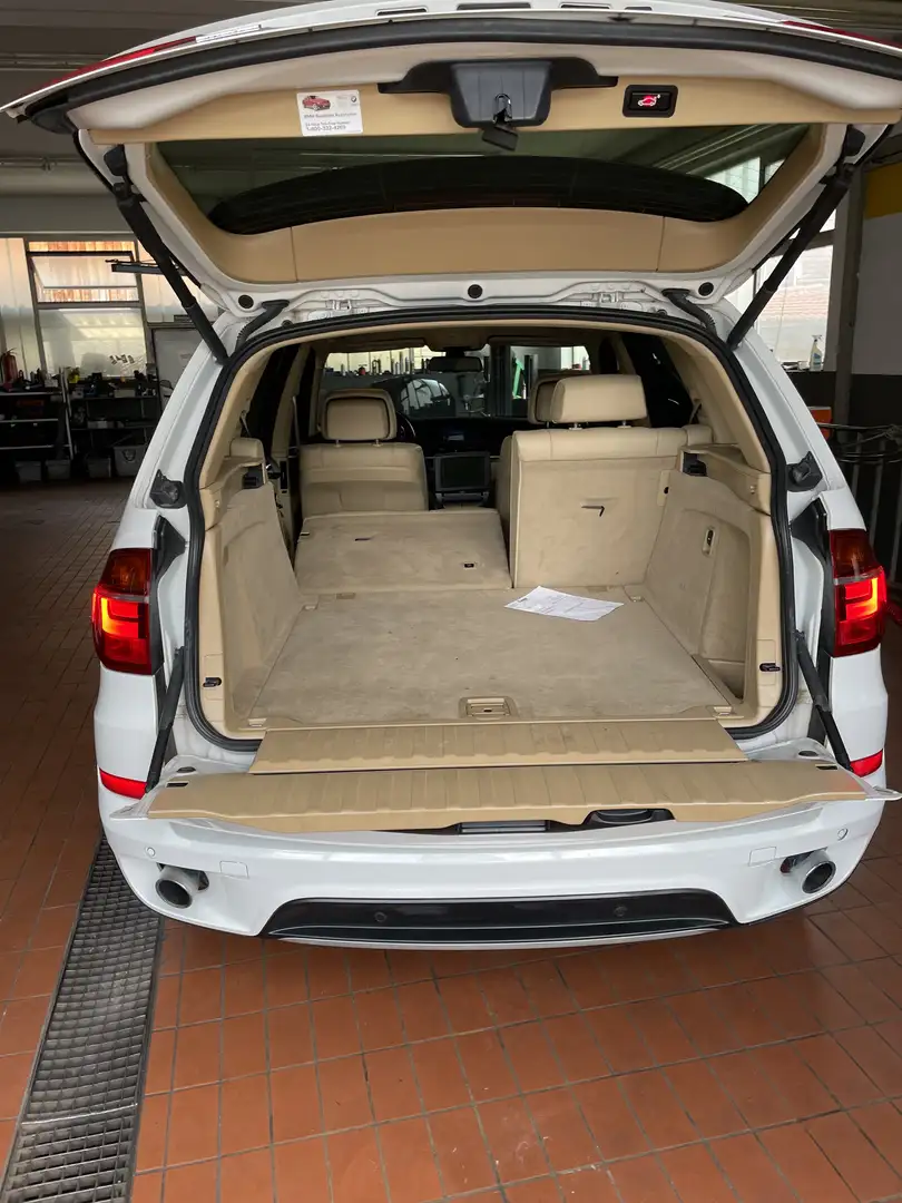 BMW X5 xDrive35i - 1