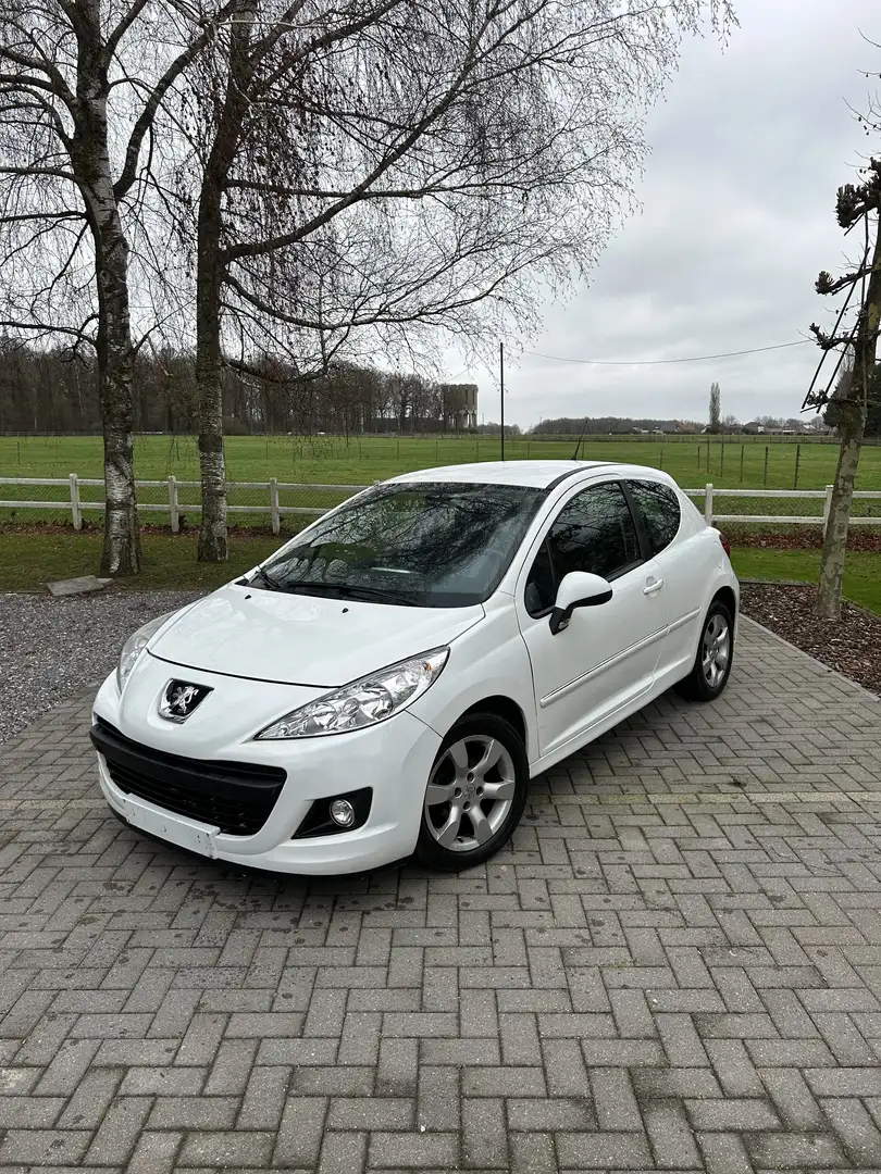 Peugeot 207 1.4 HDi Trendy - 1