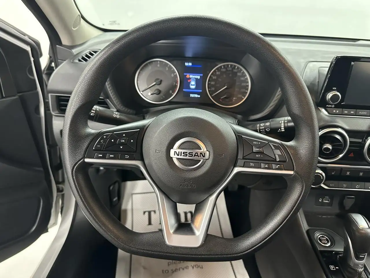 Nissan Sentra fotografie Nissan Sentra