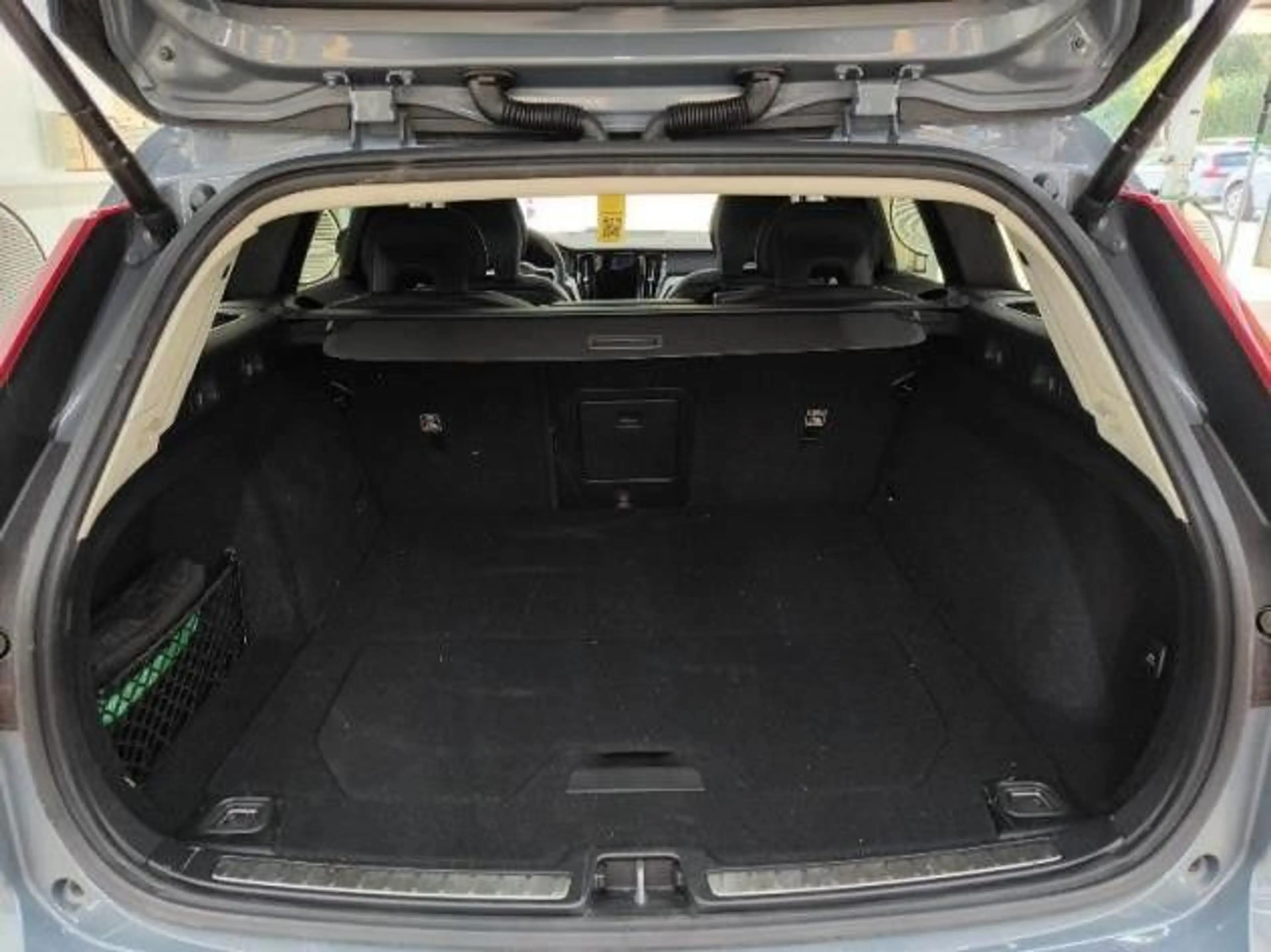 Volvo V60 Cross Country V60 B5 Bright Cross Country — photo 7