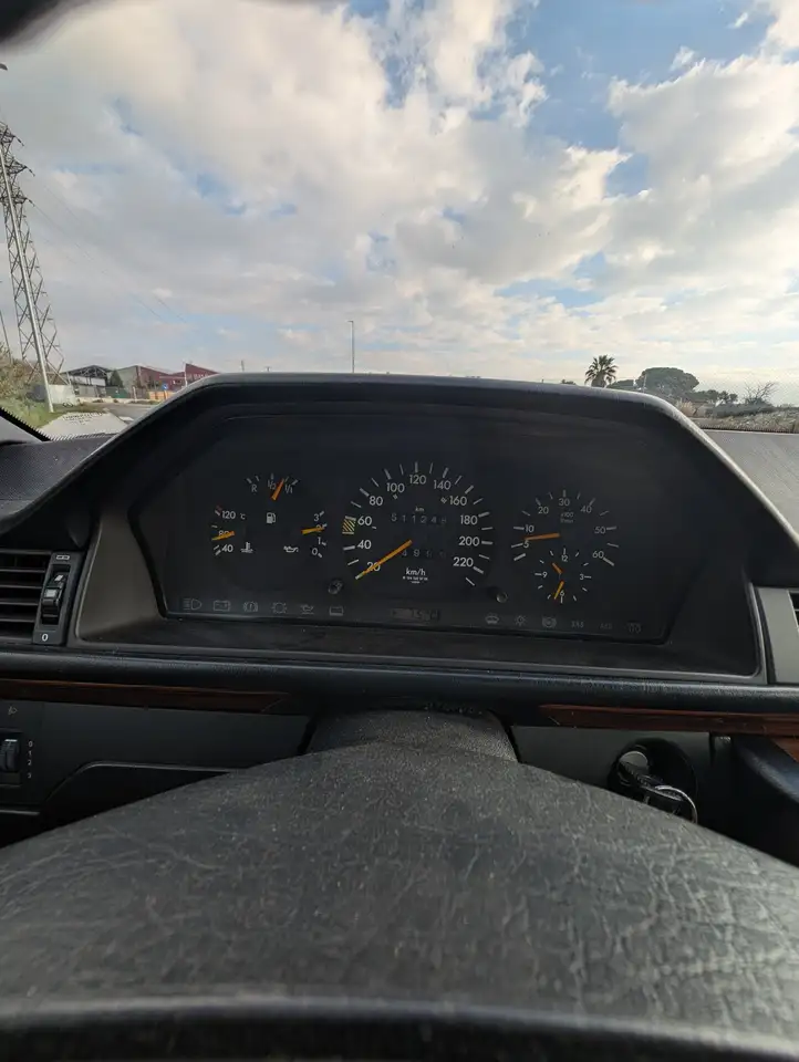 Mercedes-Benz 300 TD Turbodiesel, foto 8