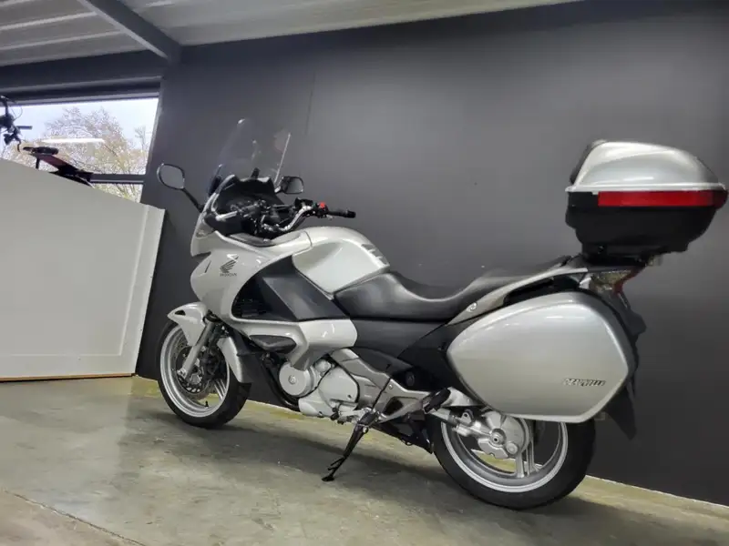 Honda NT 700 - foto 6