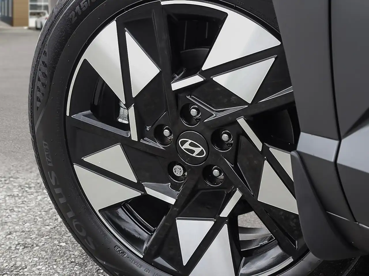 Hyundai KONA снимка Hyundai KONA