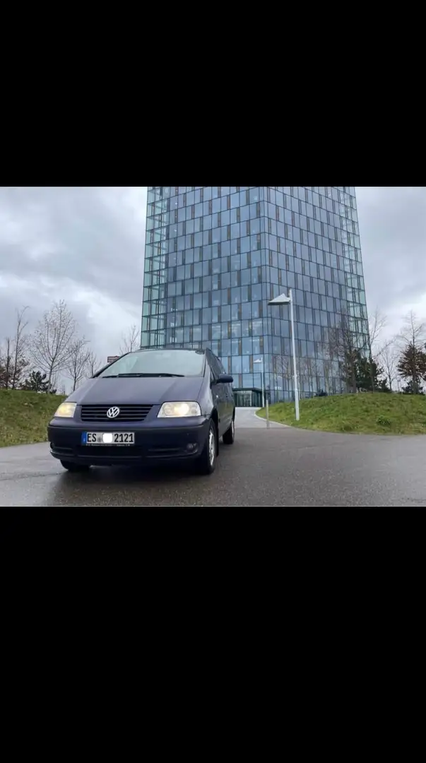 Volkswagen Sharan 1.9 TDI Blau - 1