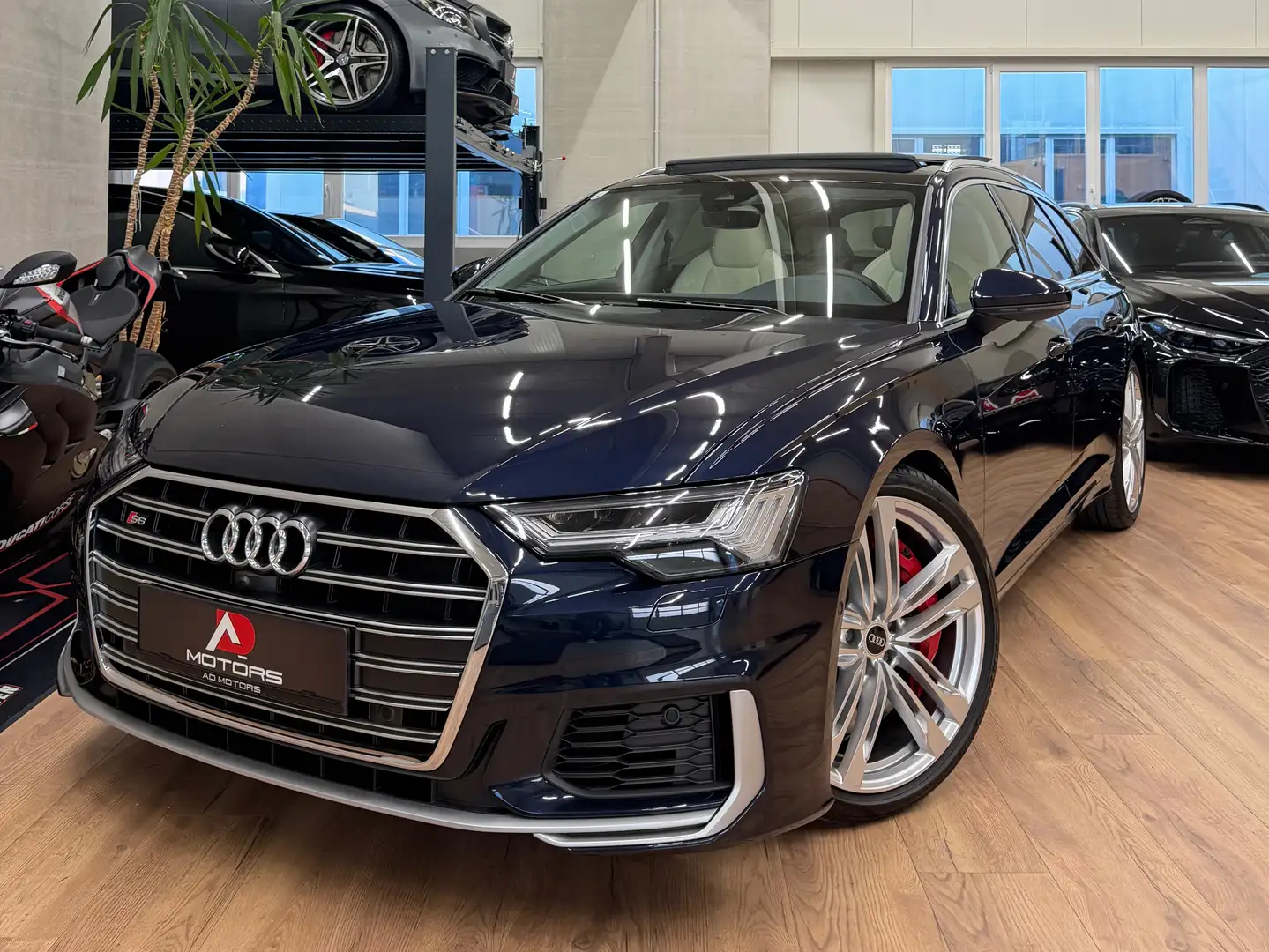 Audi S6 3.0 TDI Quattro / Luftfahrwerk / Audi Exclusive Blau - 1