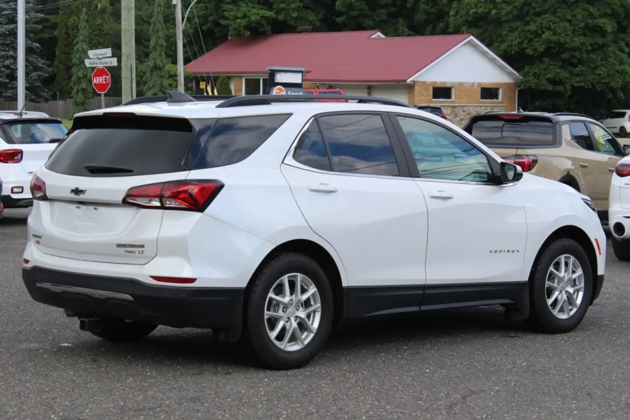Chevrolet Equinox photo Chevrolet Equinox