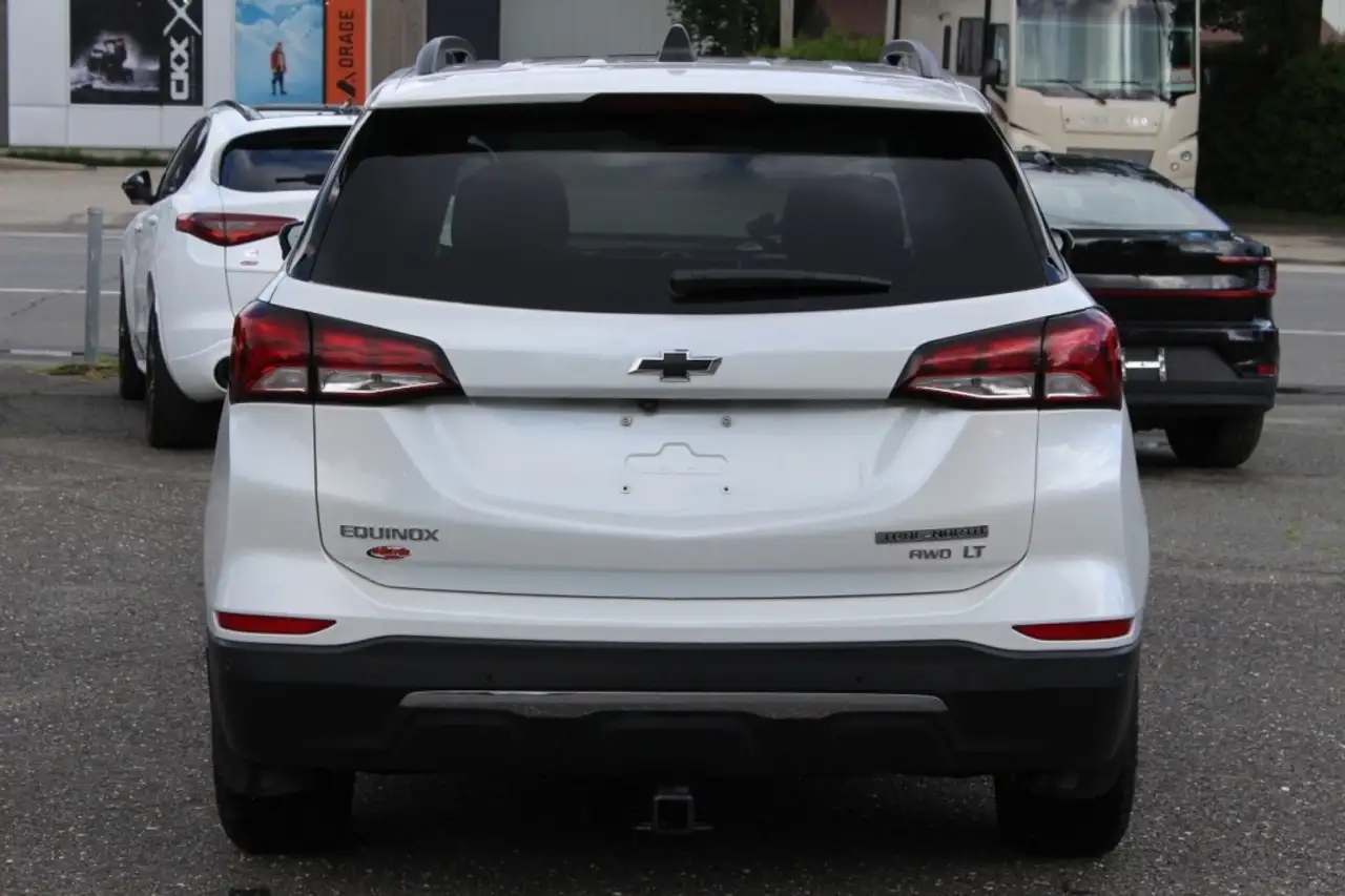 Chevrolet Equinox photo Chevrolet Equinox