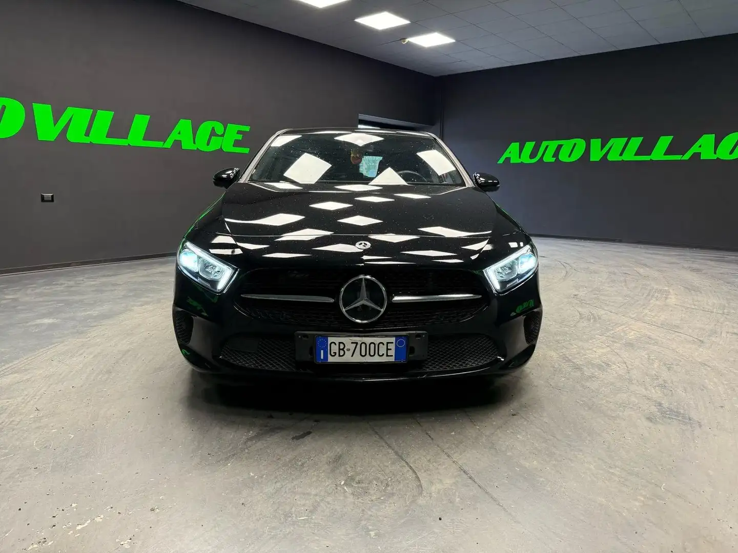 Mercedes-Benz A 180 d Sport auto Negro - 2