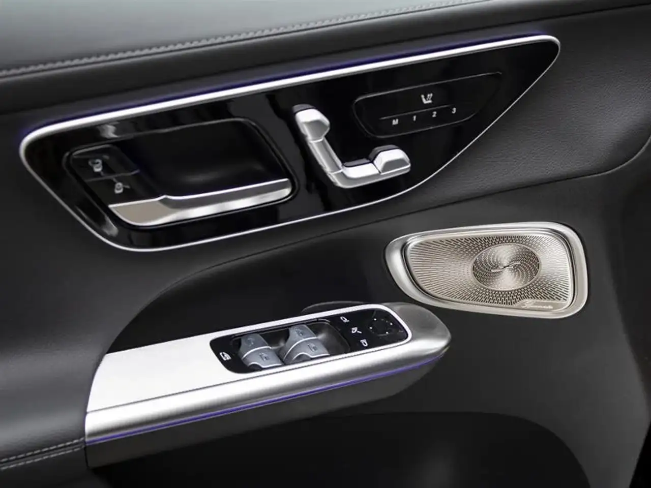 Mercedes-Benz GLC снимка Mercedes-Benz GLC