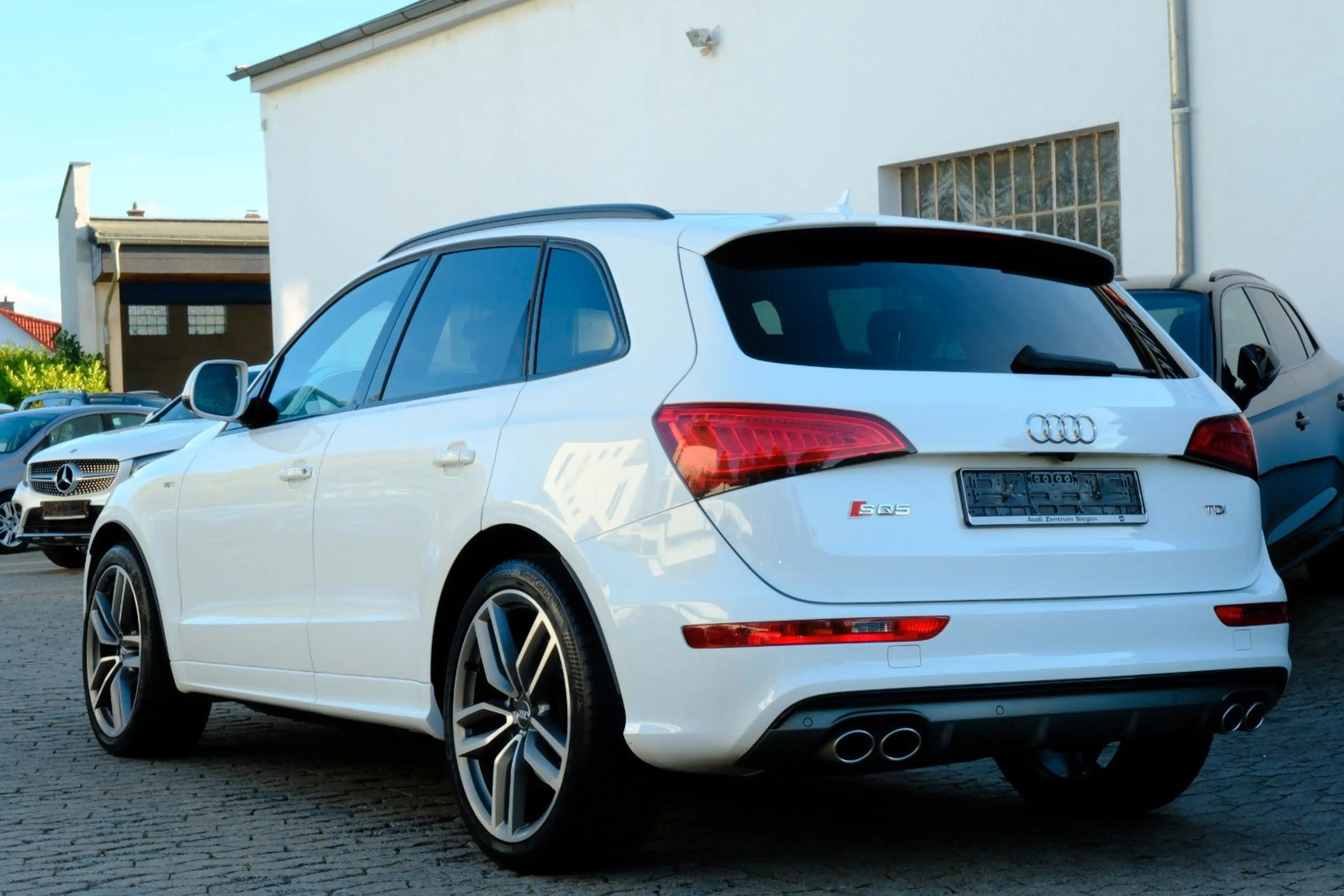Audi SQ5 3.0 V6 TDI quattro Competition Pano Carbon — photo 7
