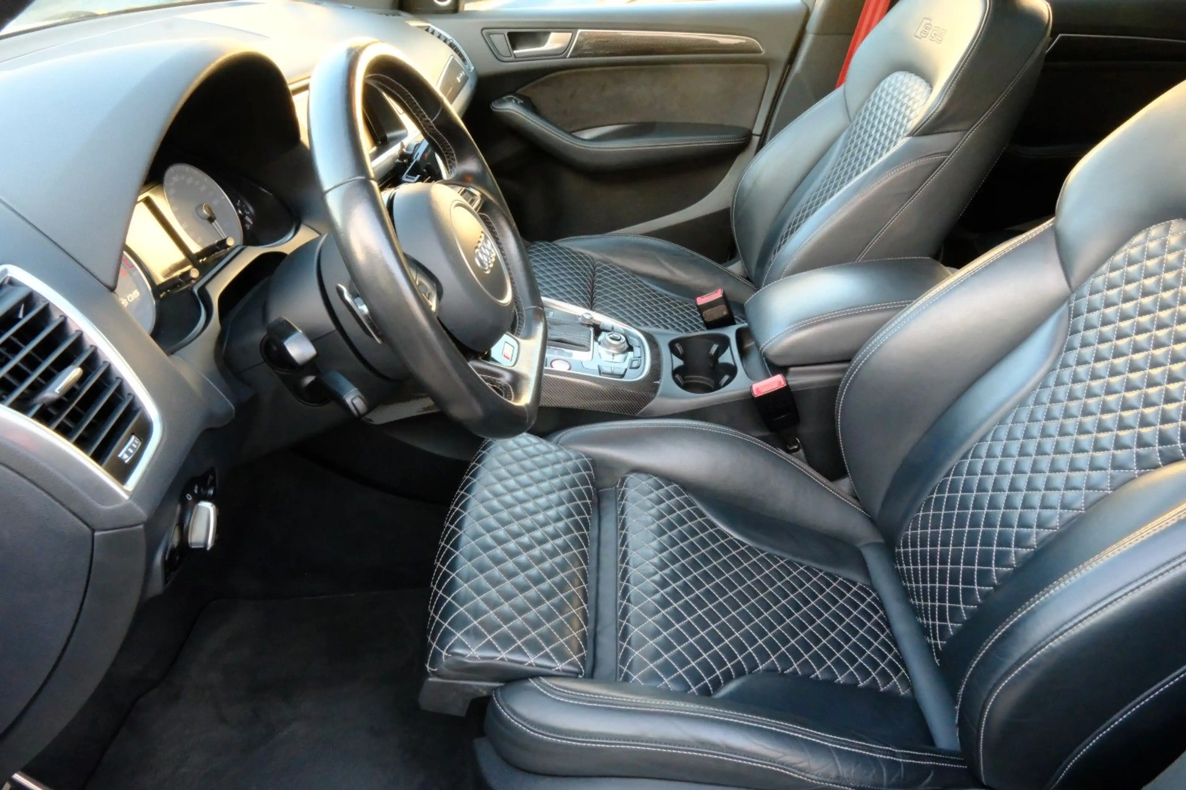 Audi SQ5 3.0 V6 TDI quattro Competition Pano Carbon — photo 12