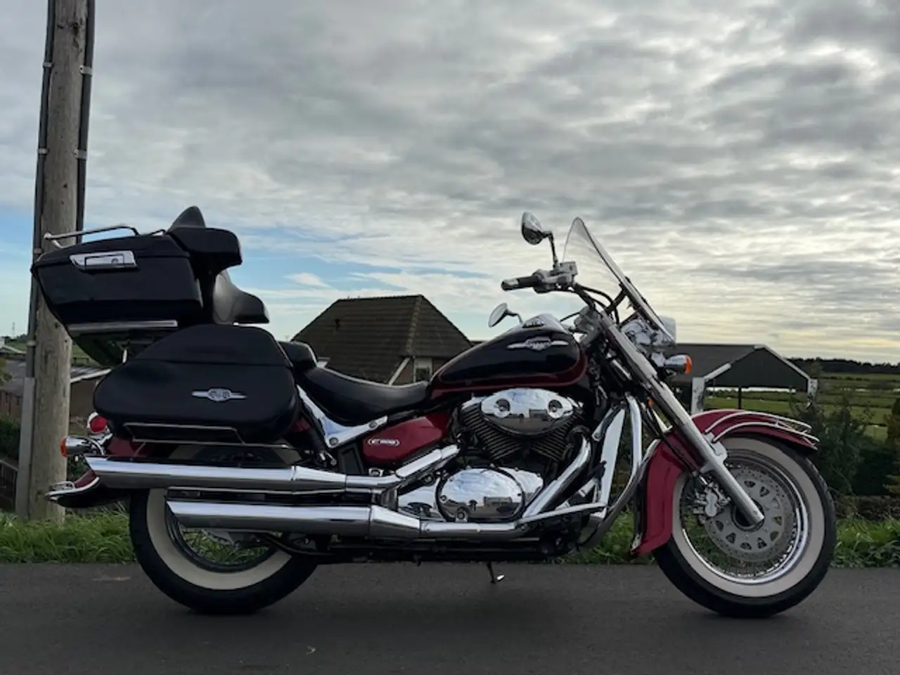 Suzuki VL 800
