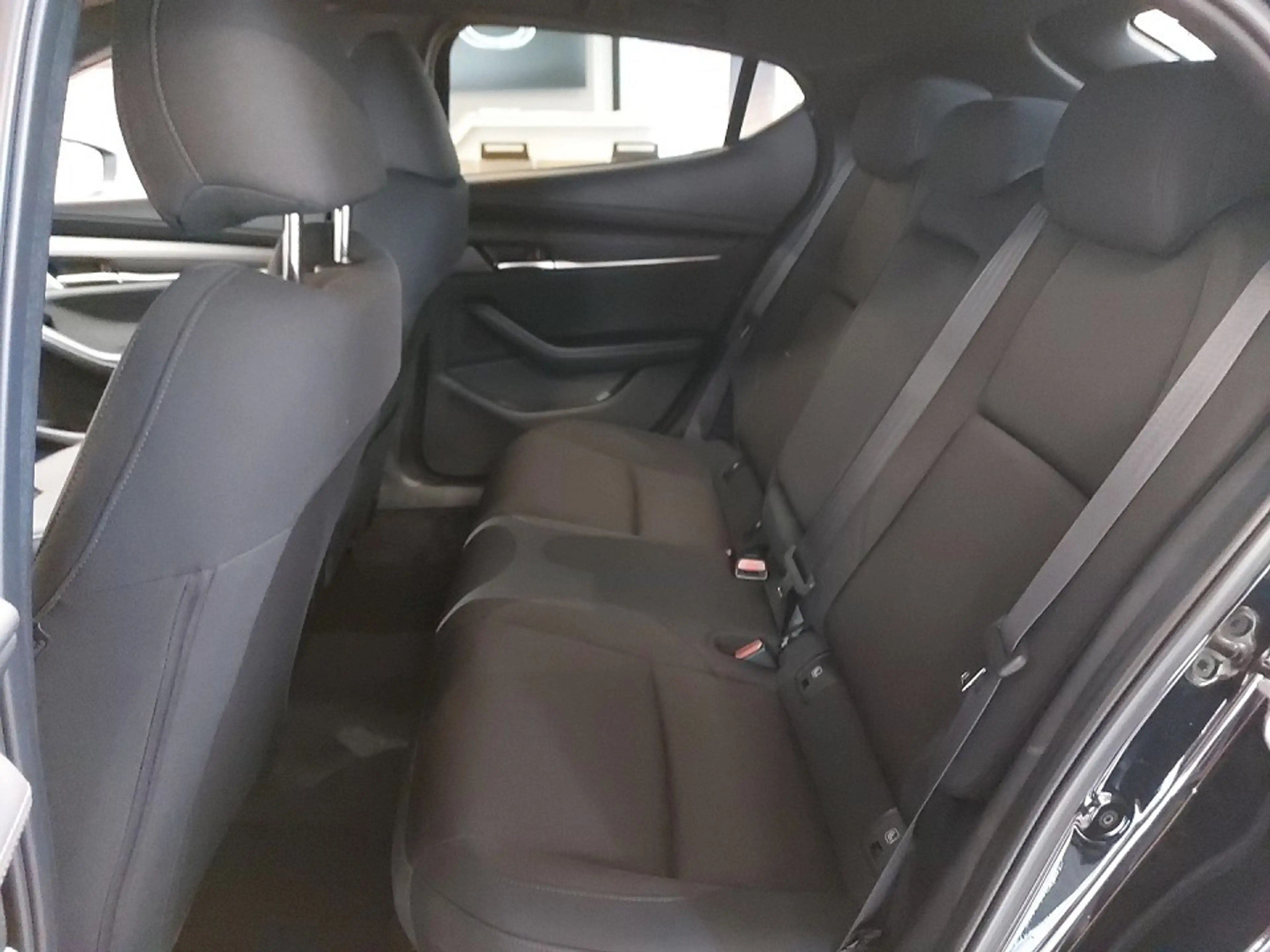 Mazda 3 SKYACTIV-X 2.0 M Hybrid — photo 8