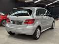 Mercedes-Benz B 200 i * PANO * RADAR AV/AR * SG CH * CLIM BIZONE Gris - thumbnail 4