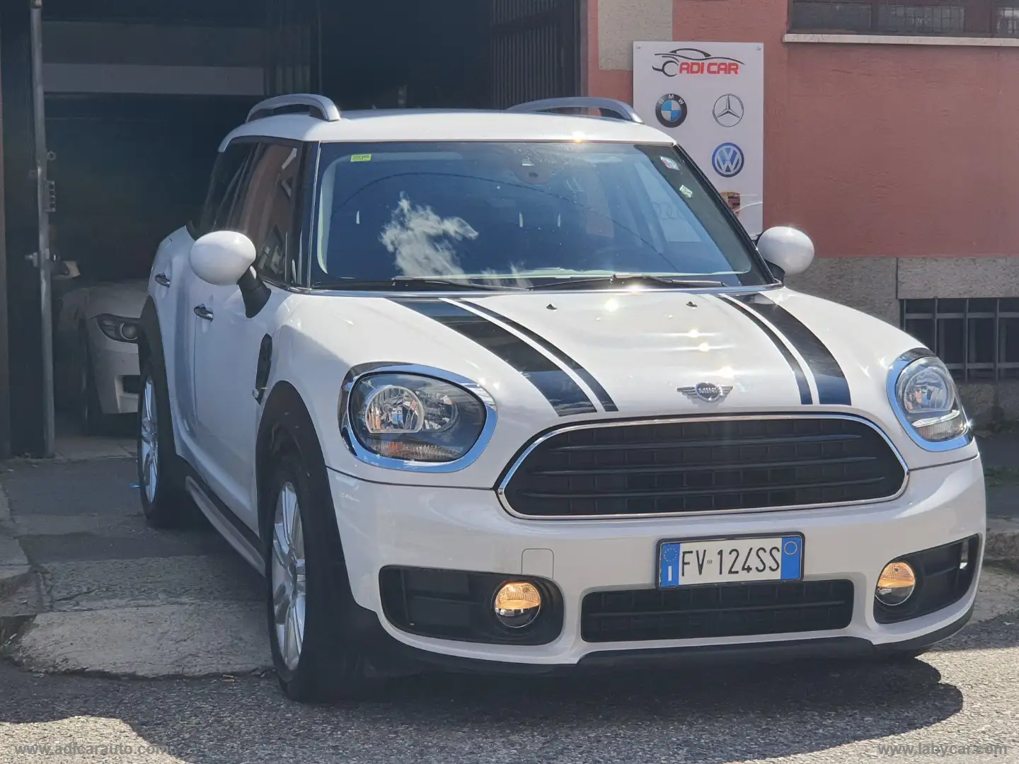 MINI Cooper Countryman Mini Cooper D Business Countryman Aut. bijela - 1