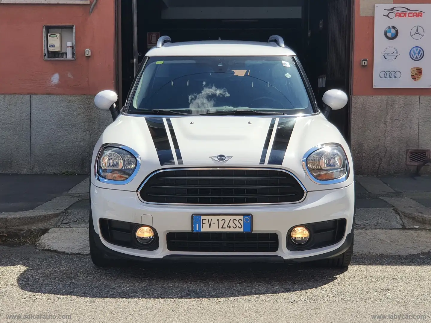 MINI Cooper Countryman Mini Cooper D Business Countryman Aut. bijela - 2