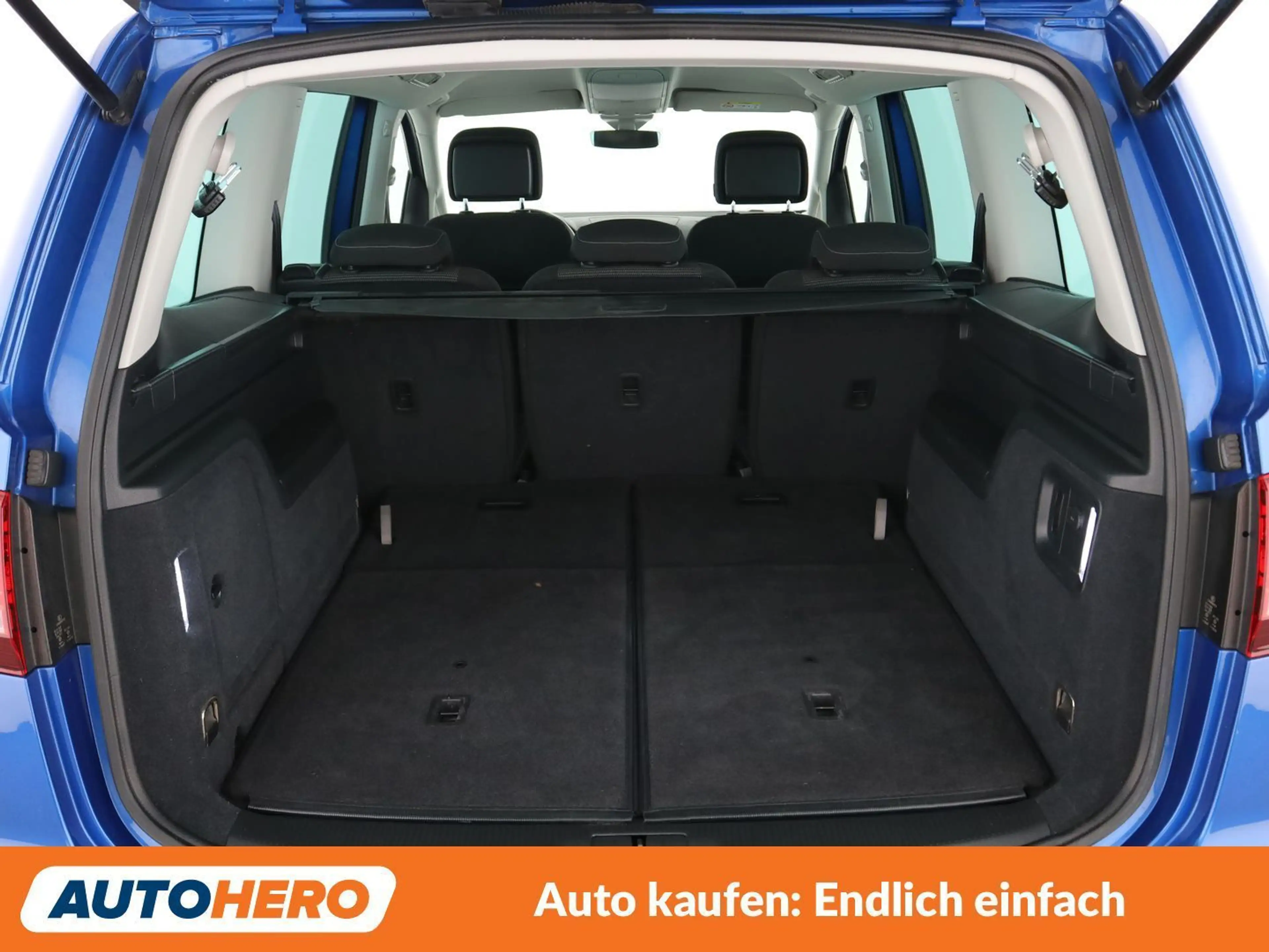 Volkswagen Sharan 2.0 TDI Comfortline BlueMotion Tech — photo 17