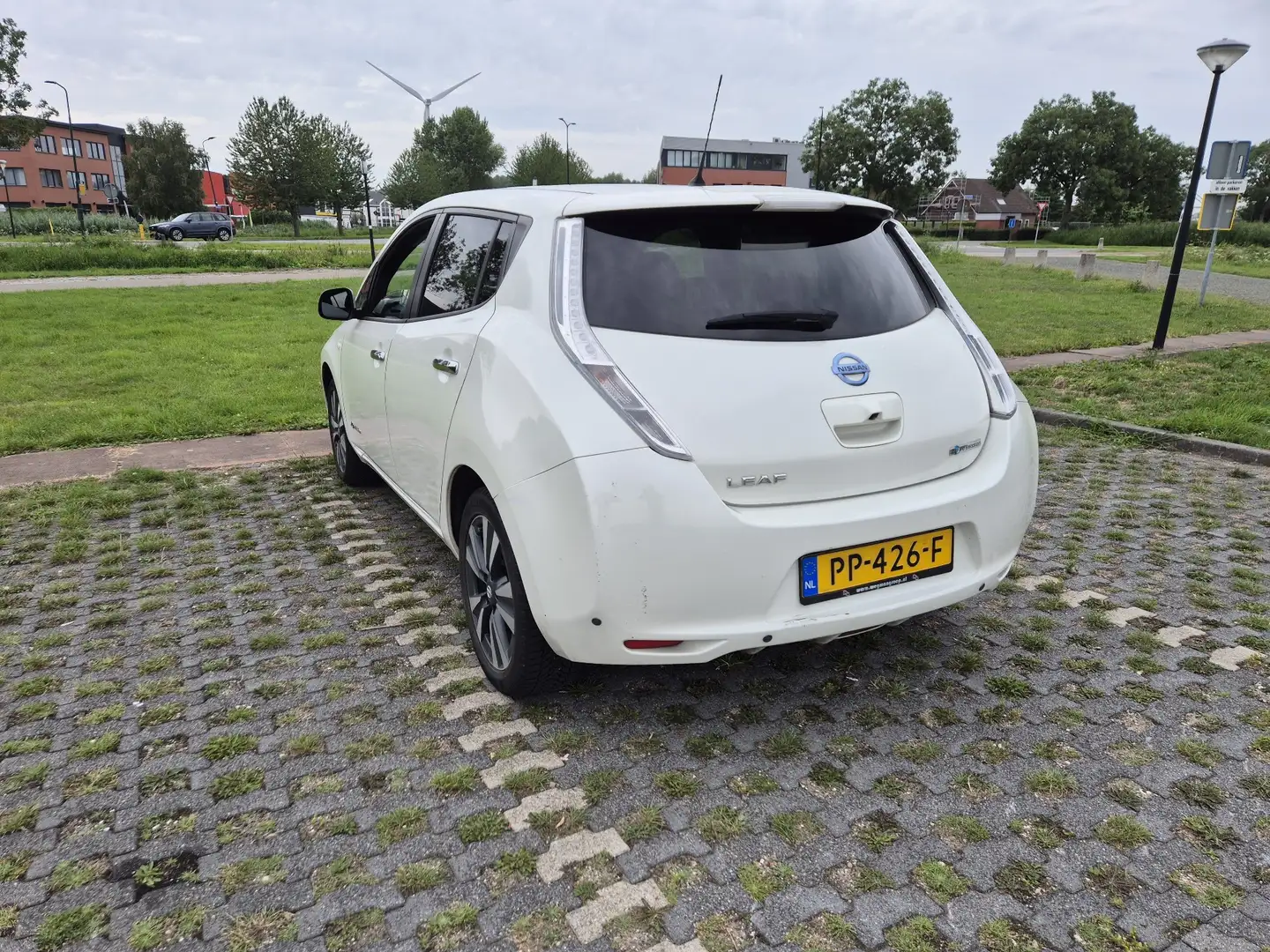 Nissan Leaf Tekna 30 kWh - 2
