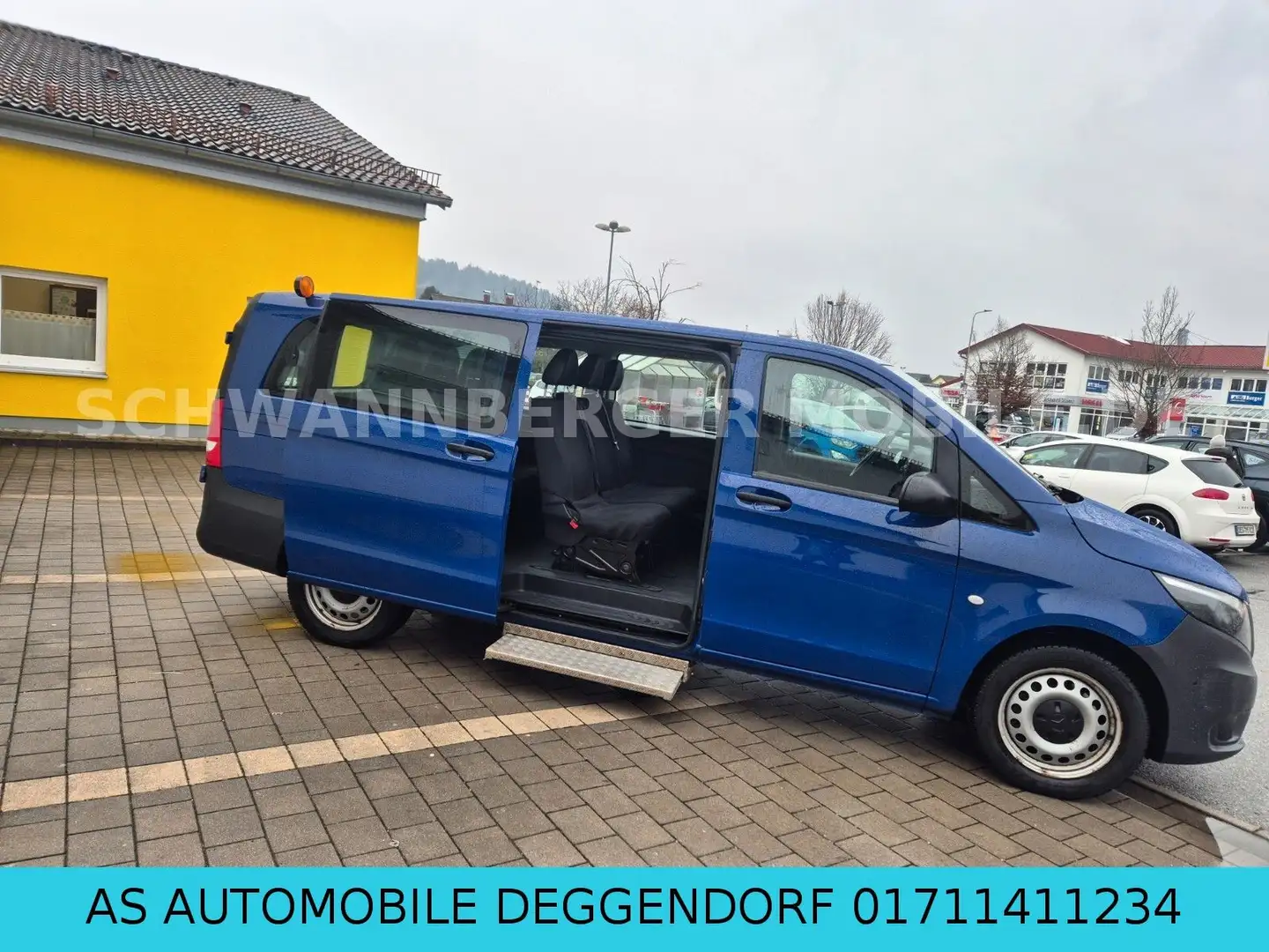 Mercedes-Benz Vito Tourer ALLRAD -9.SITZER-AUTOMATIK-EXTRALANG Blau - 2