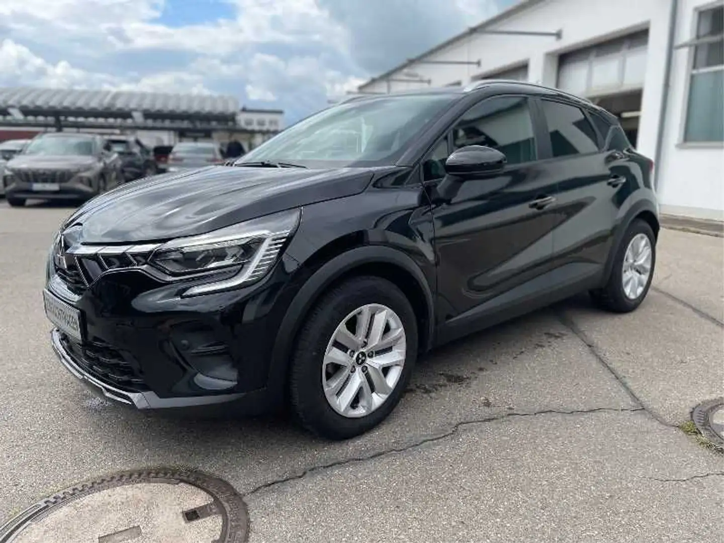 Mitsubishi ASX PLUS 1.3 T-Benziner 6-Gang Чорний - 1