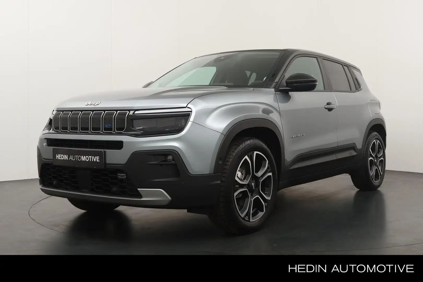 Jeep Avenger Summit 54 kWh | Adaptive cruise control | Camera | Grijs - 1
