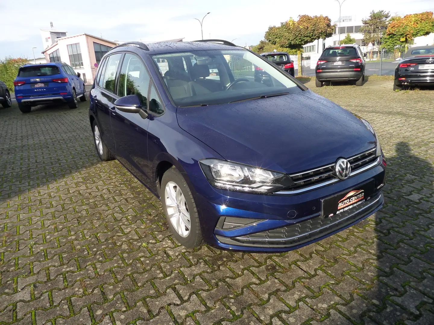 Volkswagen Golf Sportsvan Comfortline+Klimatronic+Navi+Service-NEU+1.Hand Blau - 2