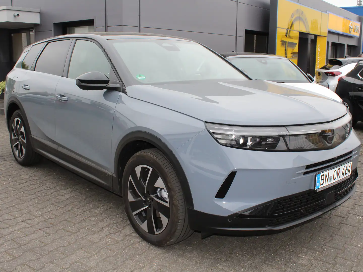 Opel Grandland 1.2 DI Hybrid 48 V Automatik GS Grau - 2
