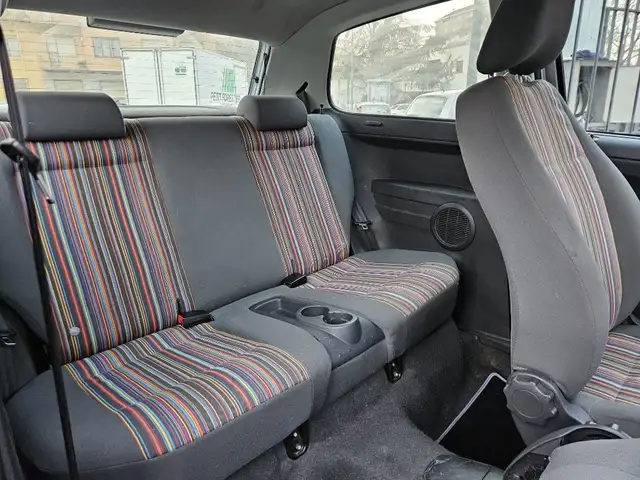 Volkswagen Fox view 11