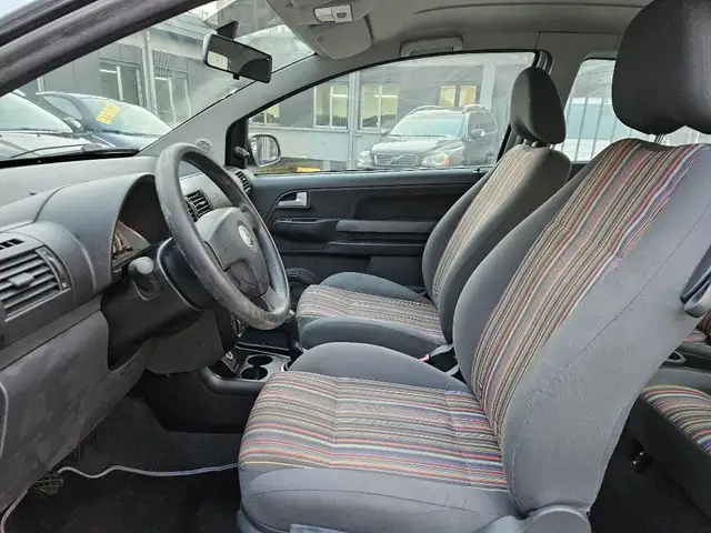 Volkswagen Fox view 7