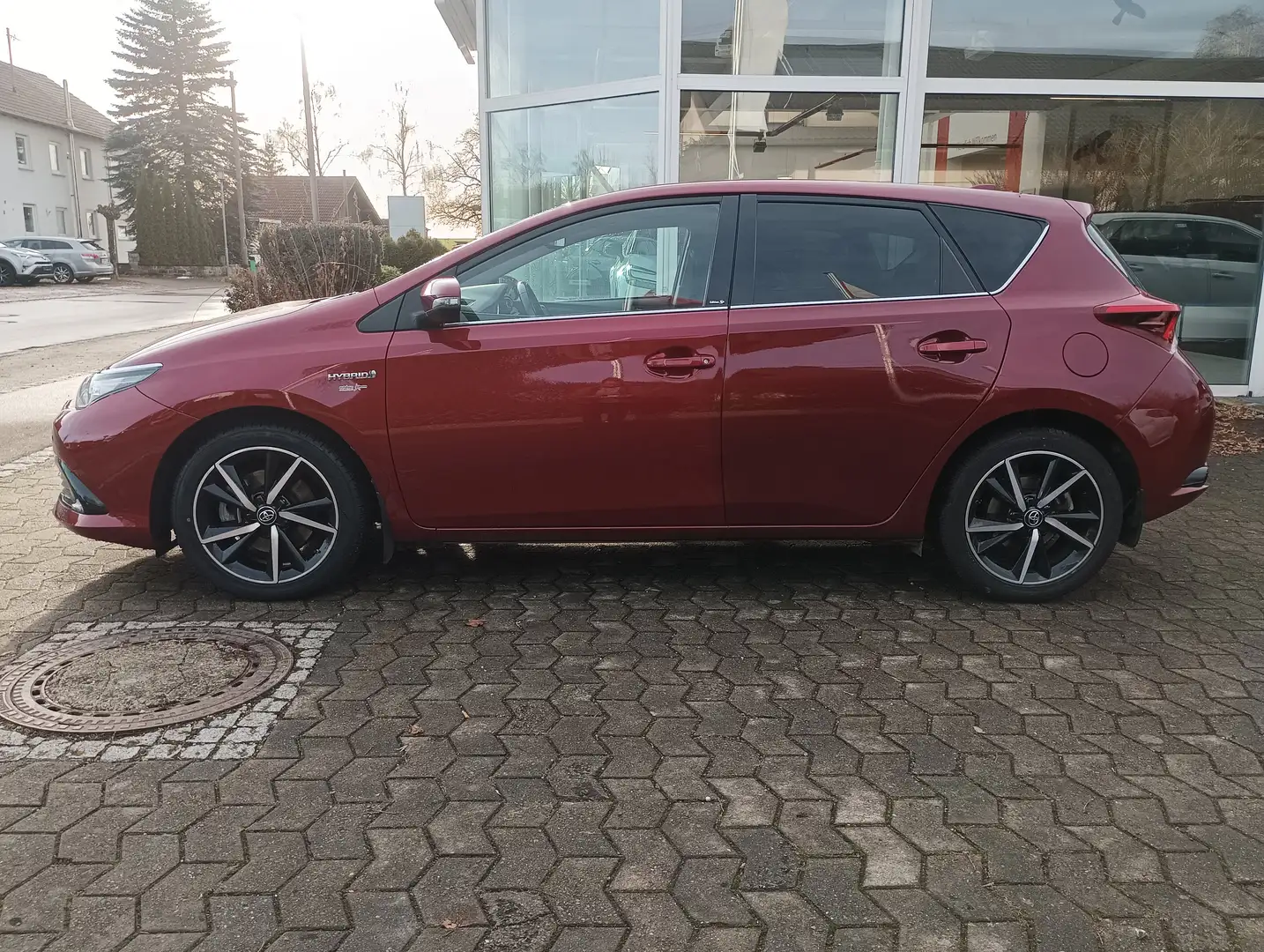 Toyota Auris Hybrid 1.8 Edition S+ * AHK * Rot - 2