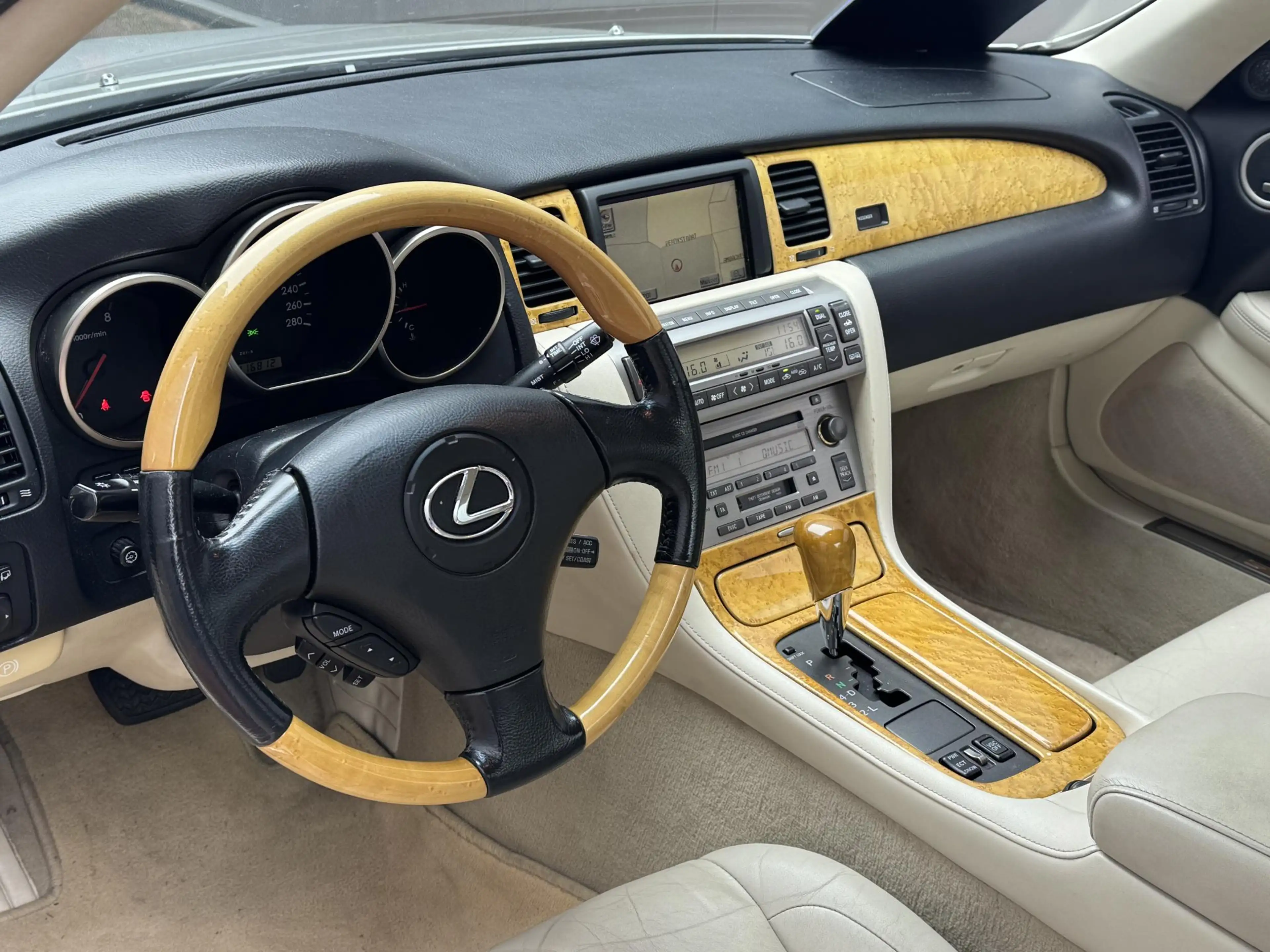 Lexus SC 430 Heerlijke V8 - Distributie Riem Vervangen — photo 2