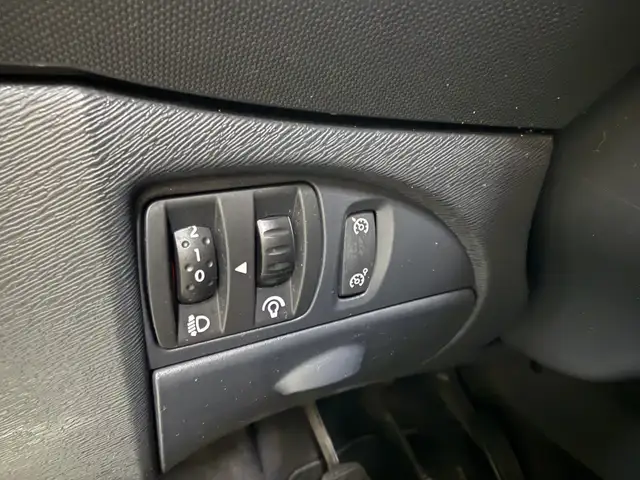 Renault Twingo view 11