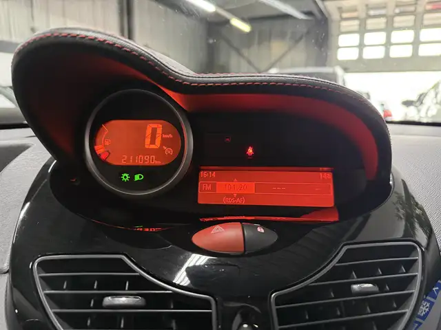 Renault Twingo view 13