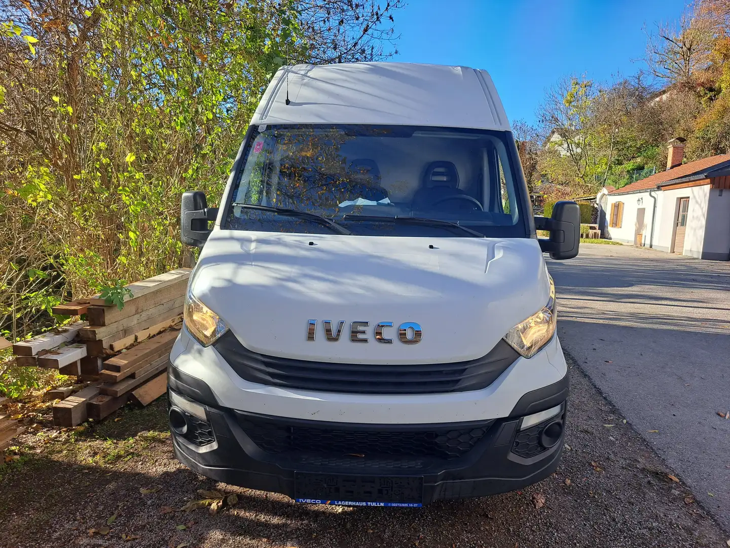Iveco Daily Weiß - 2
