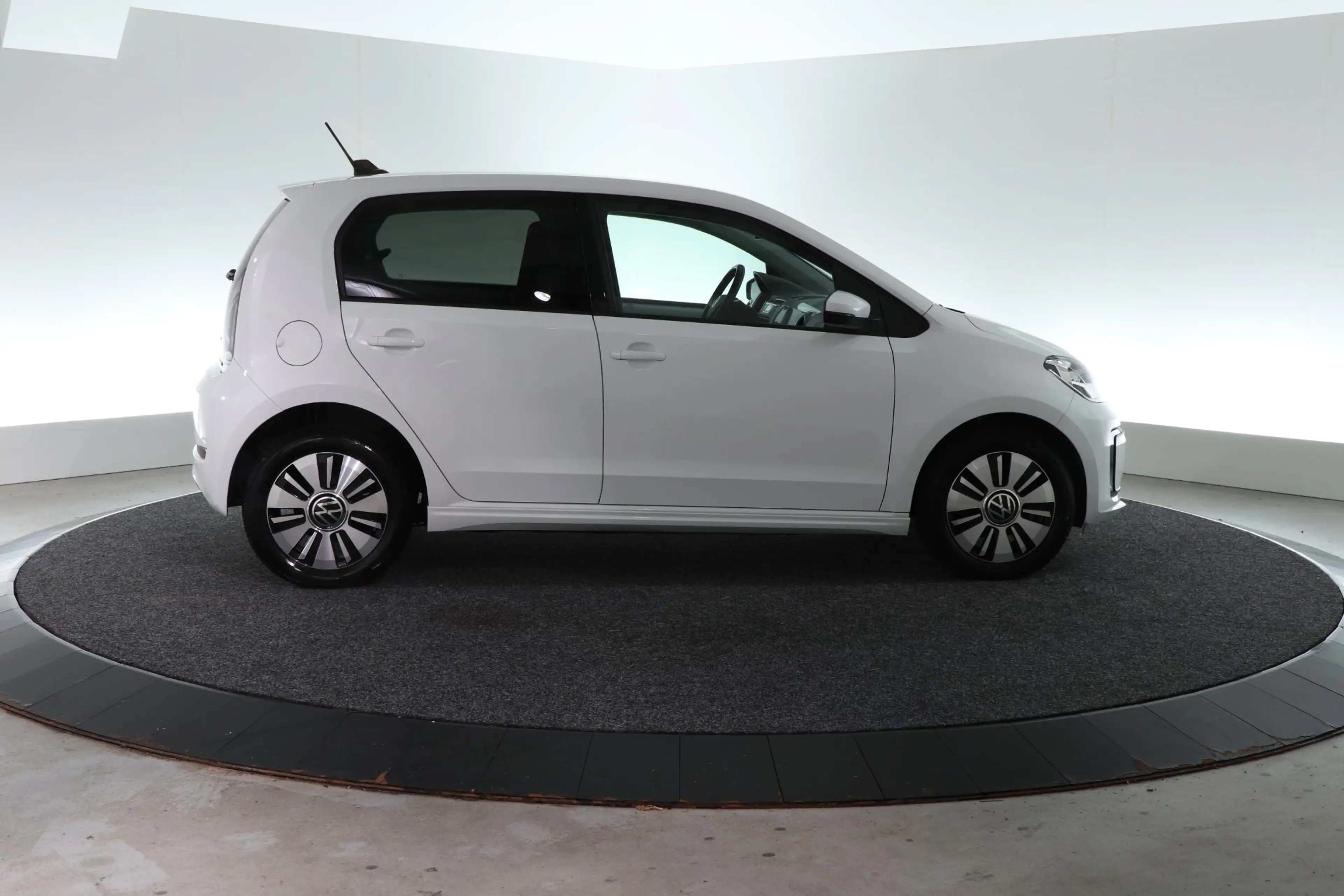 Volkswagen e-up! e-up! Style | ALL-IN PAKKET | CAMERA | STOELVERW. — photo 6