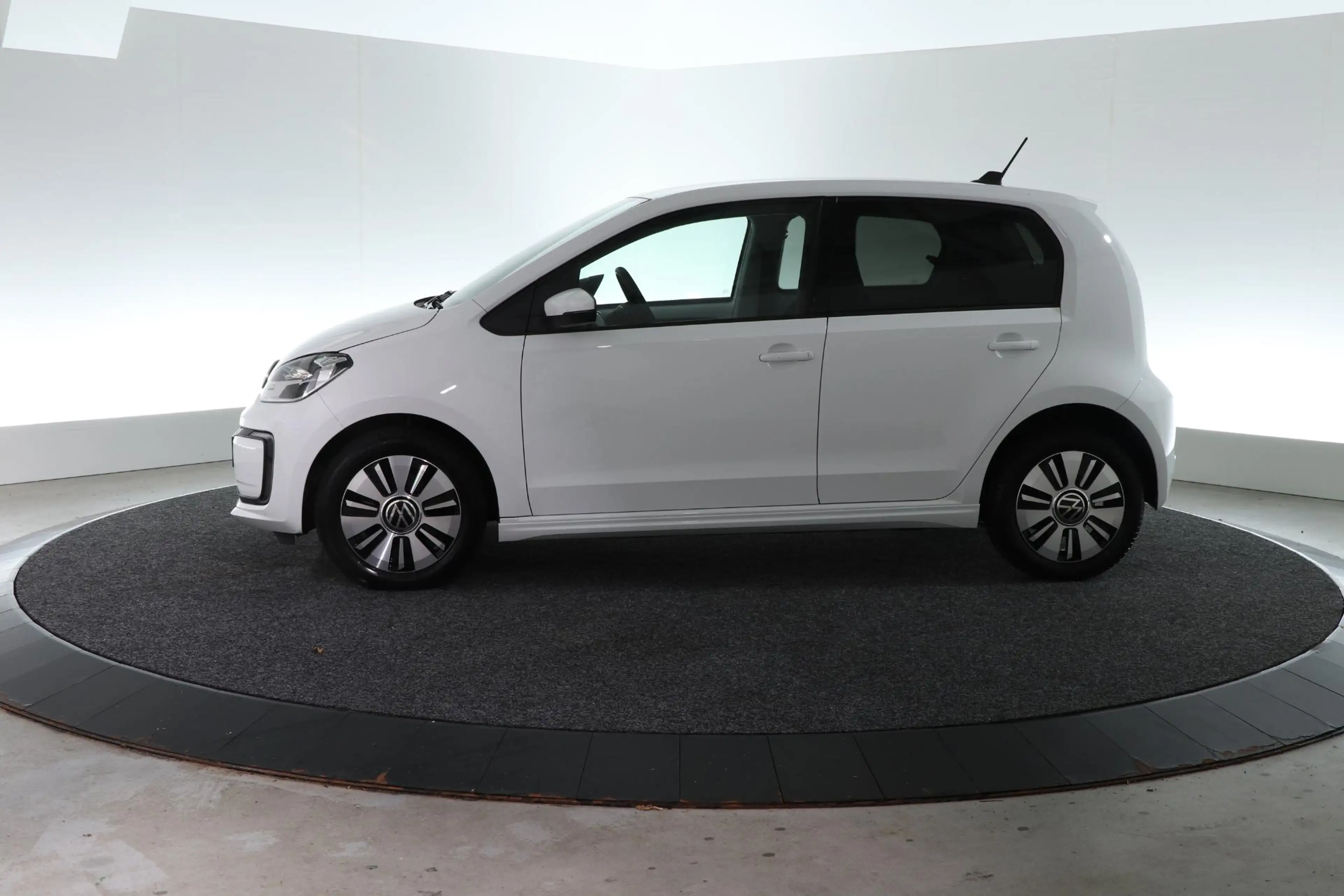 Volkswagen e-up! e-up! Style | ALL-IN PAKKET | CAMERA | STOELVERW. — photo 7