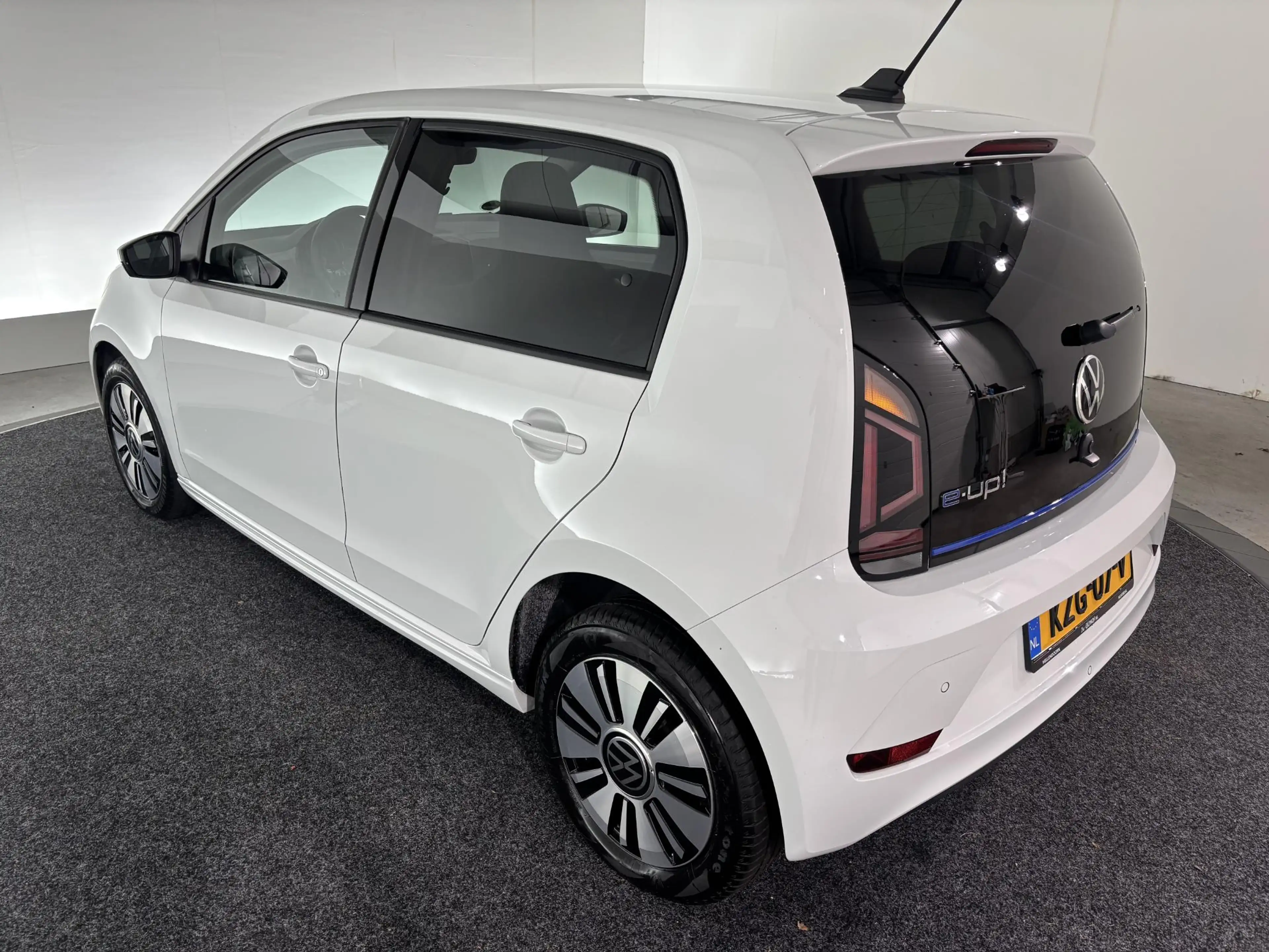 Volkswagen e-up! e-up! Style | ALL-IN PAKKET | CAMERA | STOELVERW. — photo 21