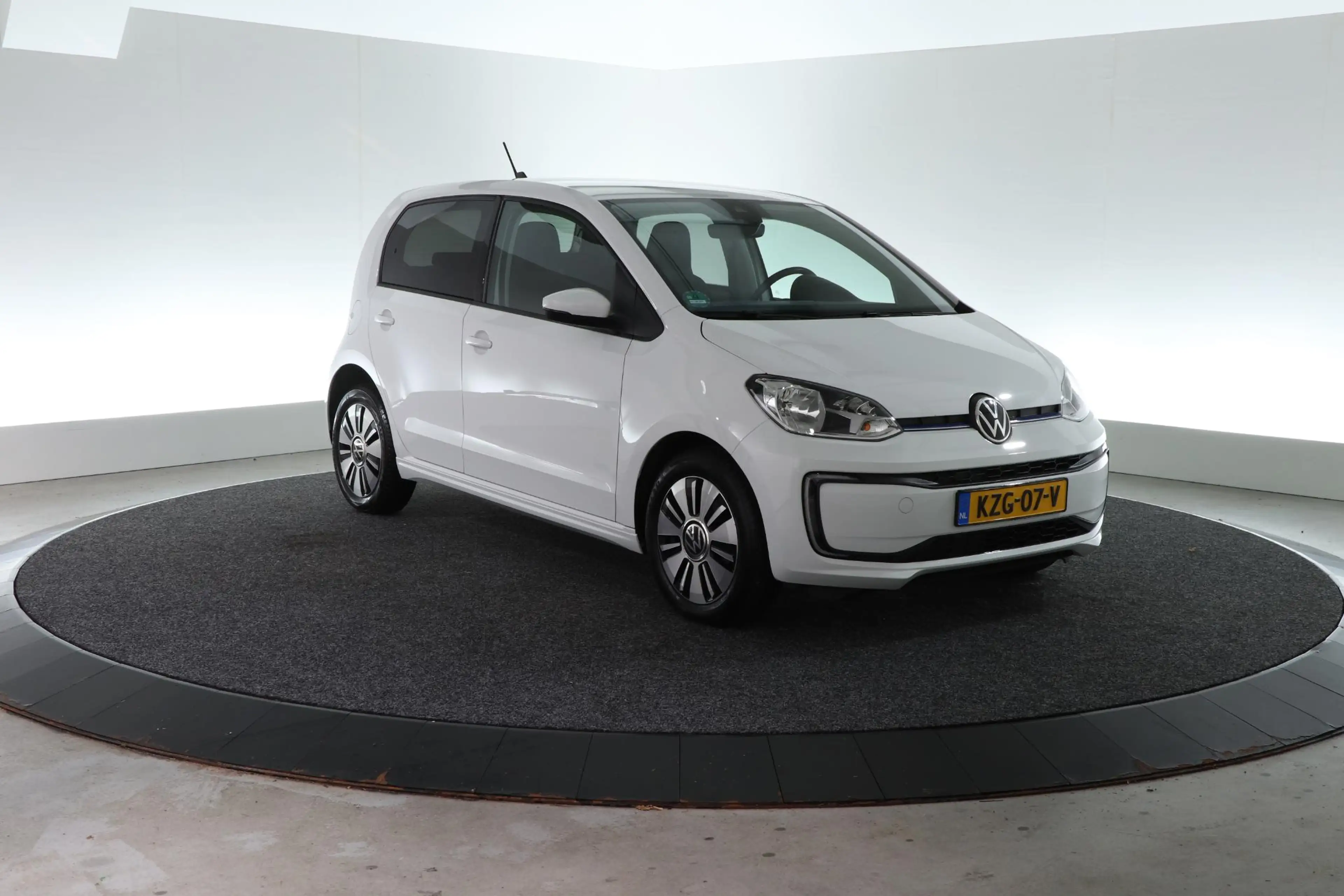 Volkswagen e-up! e-up! Style | ALL-IN PAKKET | CAMERA | STOELVERW. — photo 14