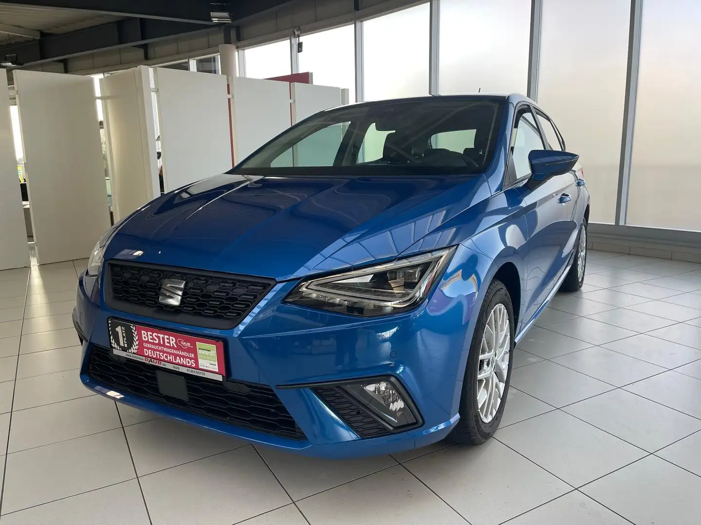 SEAT Ibiza 1.0 TSI+Klimaautomatik+Kamera+Alu+LED+voll Blau - 2
